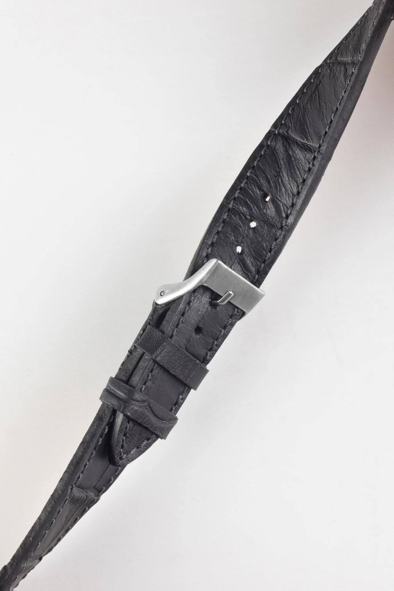 Pebro NILE Crocodile-Embossed Calfskin Leather Watch Strap in BLACK - Image 3