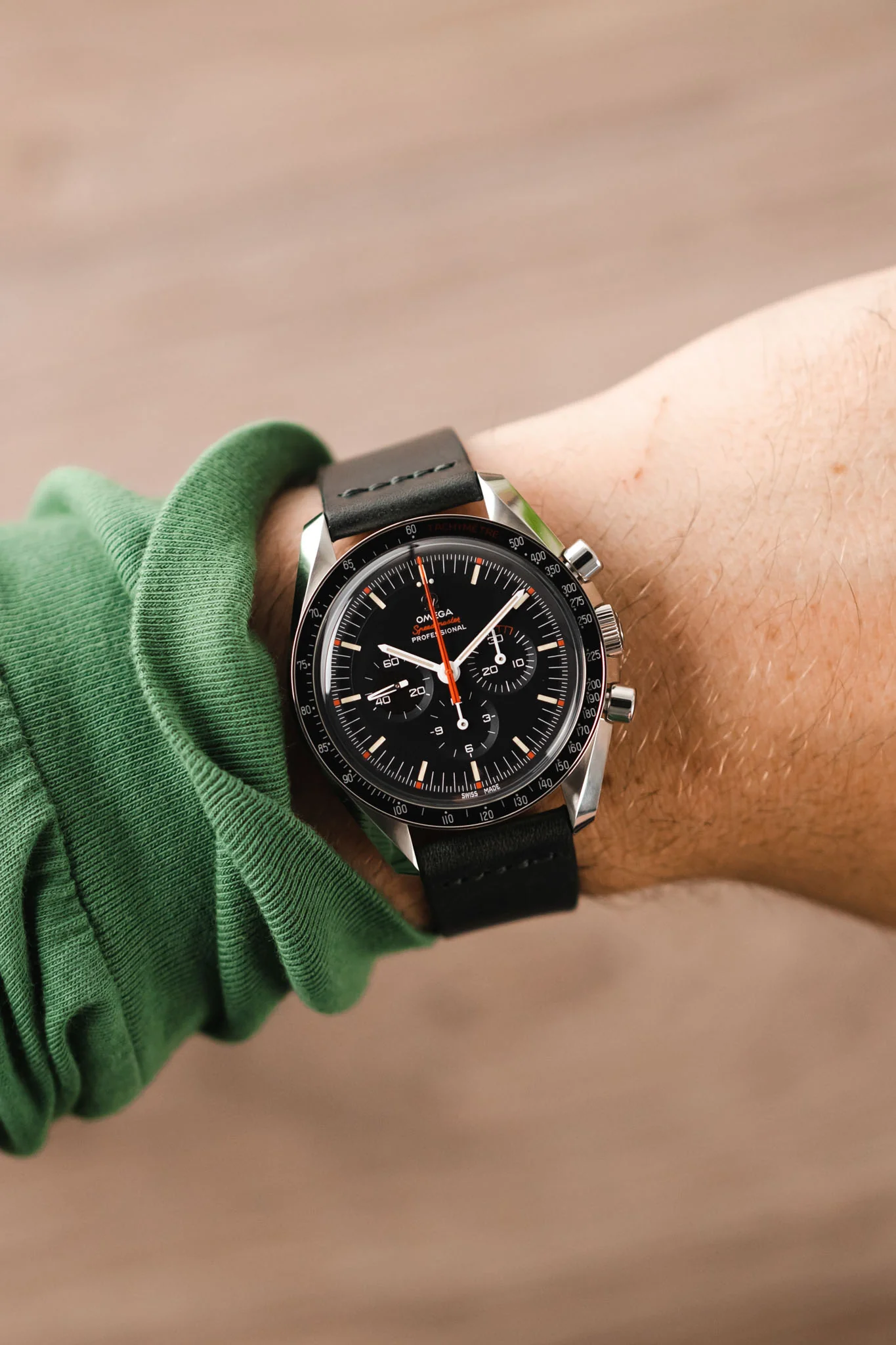 Pebro OILED ARTISAN Leather Watch Strap in BLACK - Image 2
