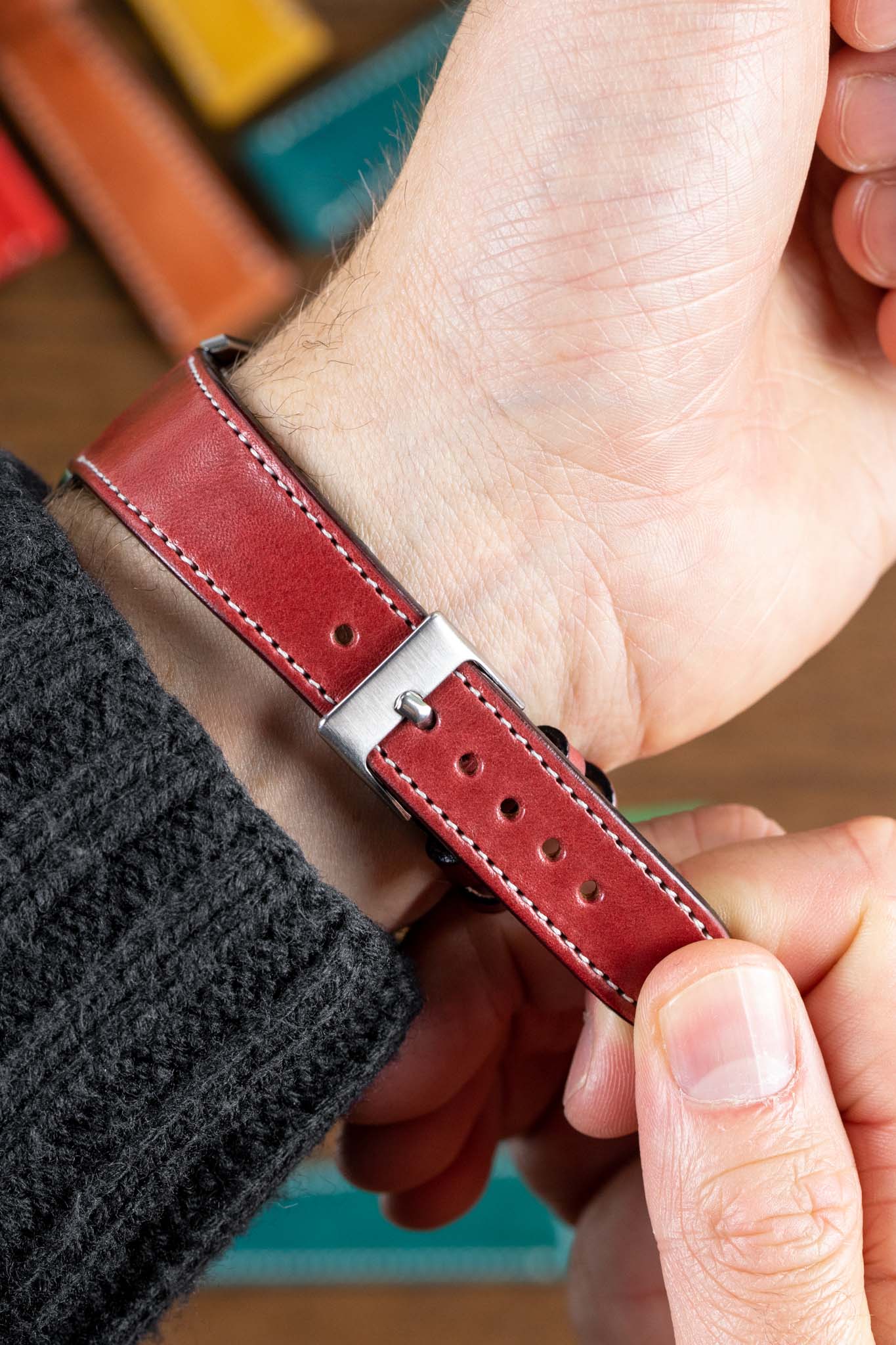 Pebro VIBRANT Genuine Leather Watch Strap in BURGUNDY - Image 3