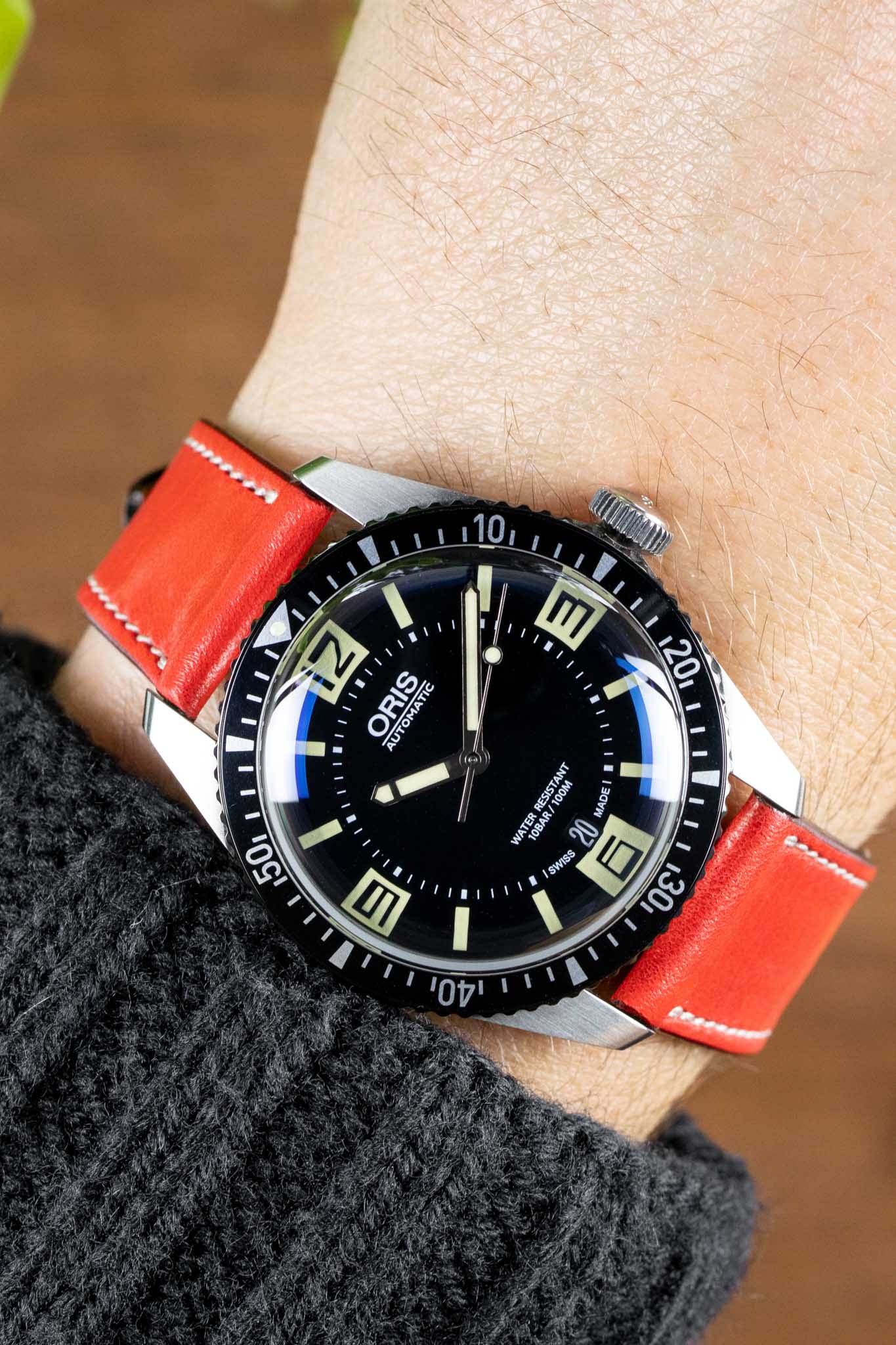 Pebro VIBRANT Genuine Leather Watch Strap in RED - Image 2