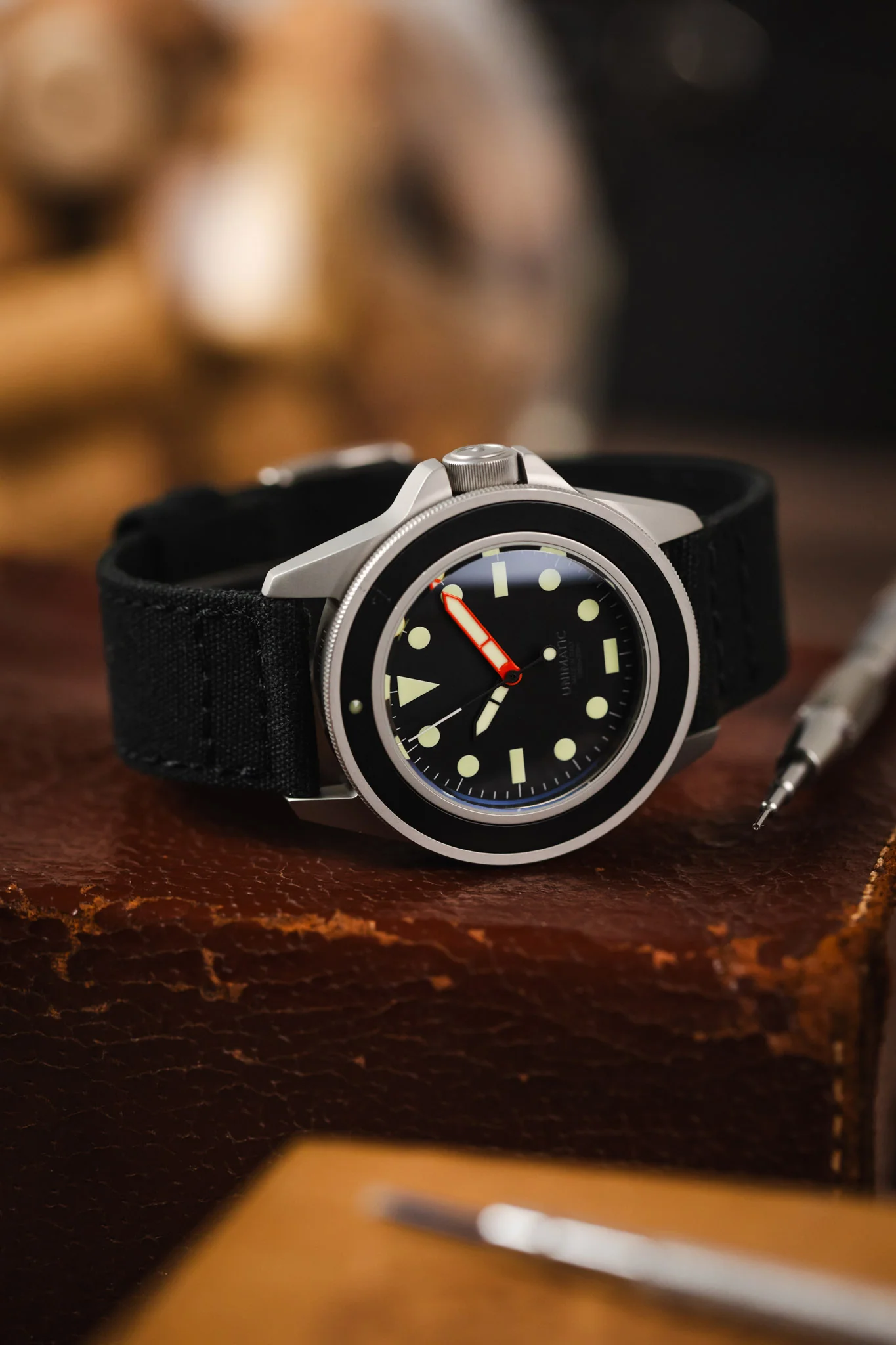 Quick-Release Canvas Watch Strap in BLACK - Image 4
