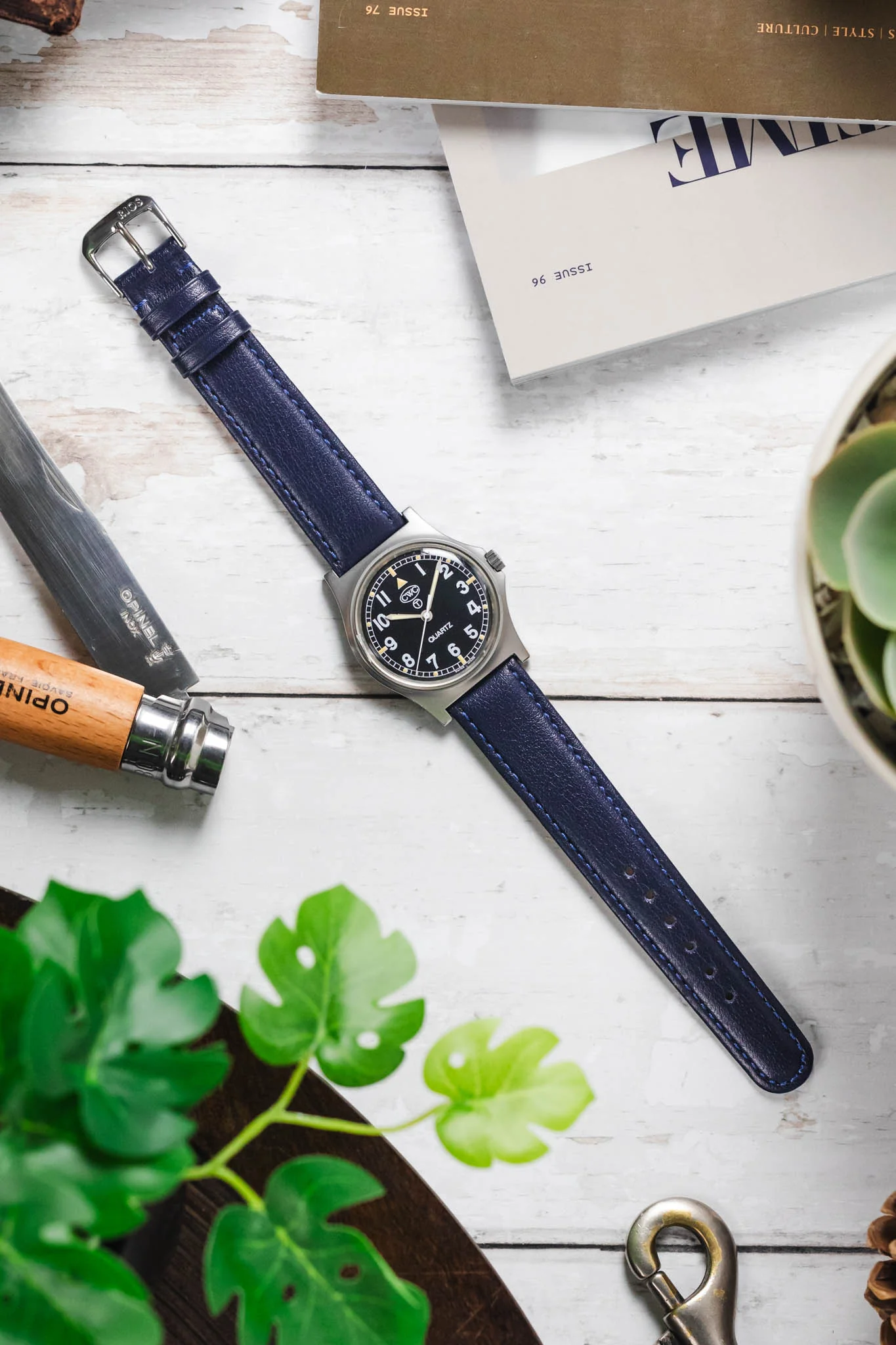 RIOS1931 ARIZONA Genuine Saddle Leather Hook-On Watch Strap in OCEAN BLUE - Image 9