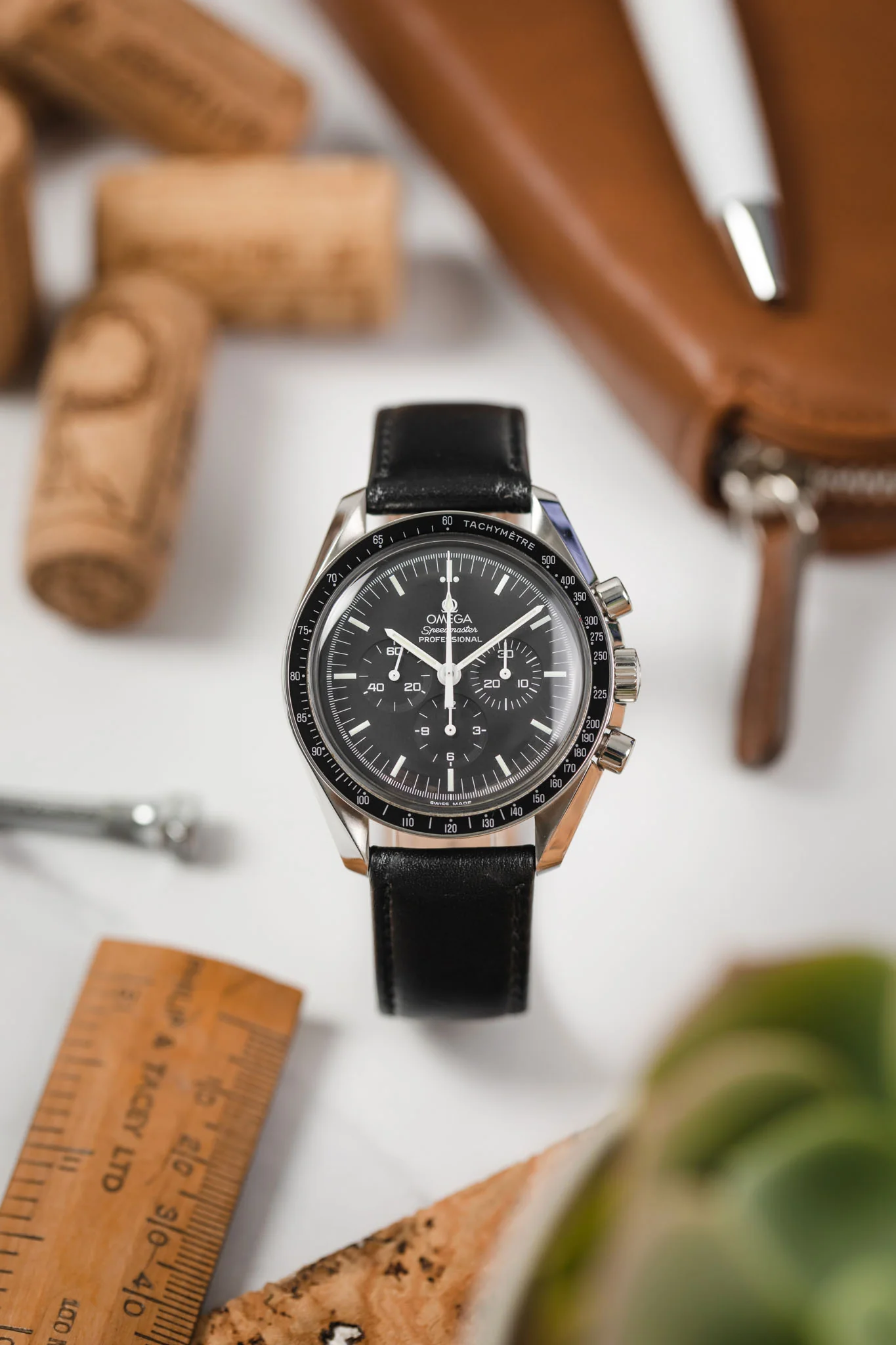 RIOS1931 ARIZONA Genuine Saddle Leather Watch Strap in BLACK - Image 4