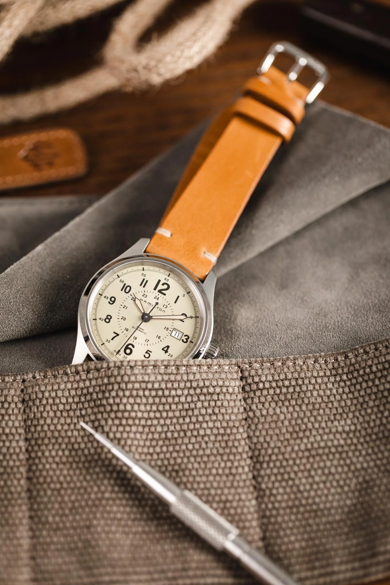 RIOS1931 BEDFORD Genuine Vintage Leather Watch Strap in HONEY - Image 4