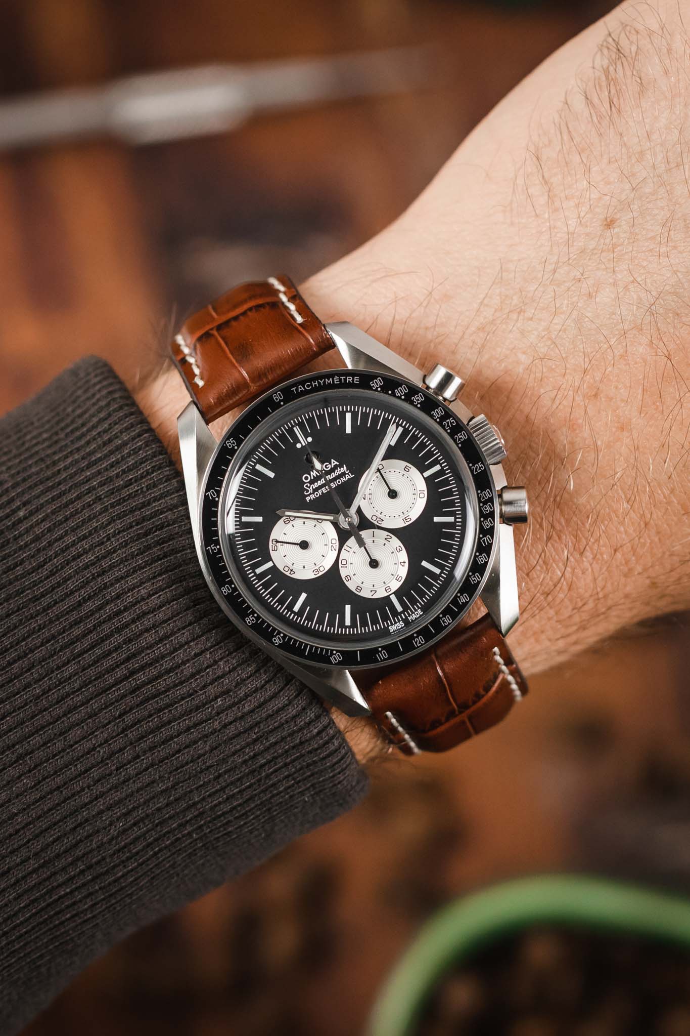 RIOS1931 BOSTON Alligator-Embossed Leather Watch Strap in MAHOGANY - Image 2