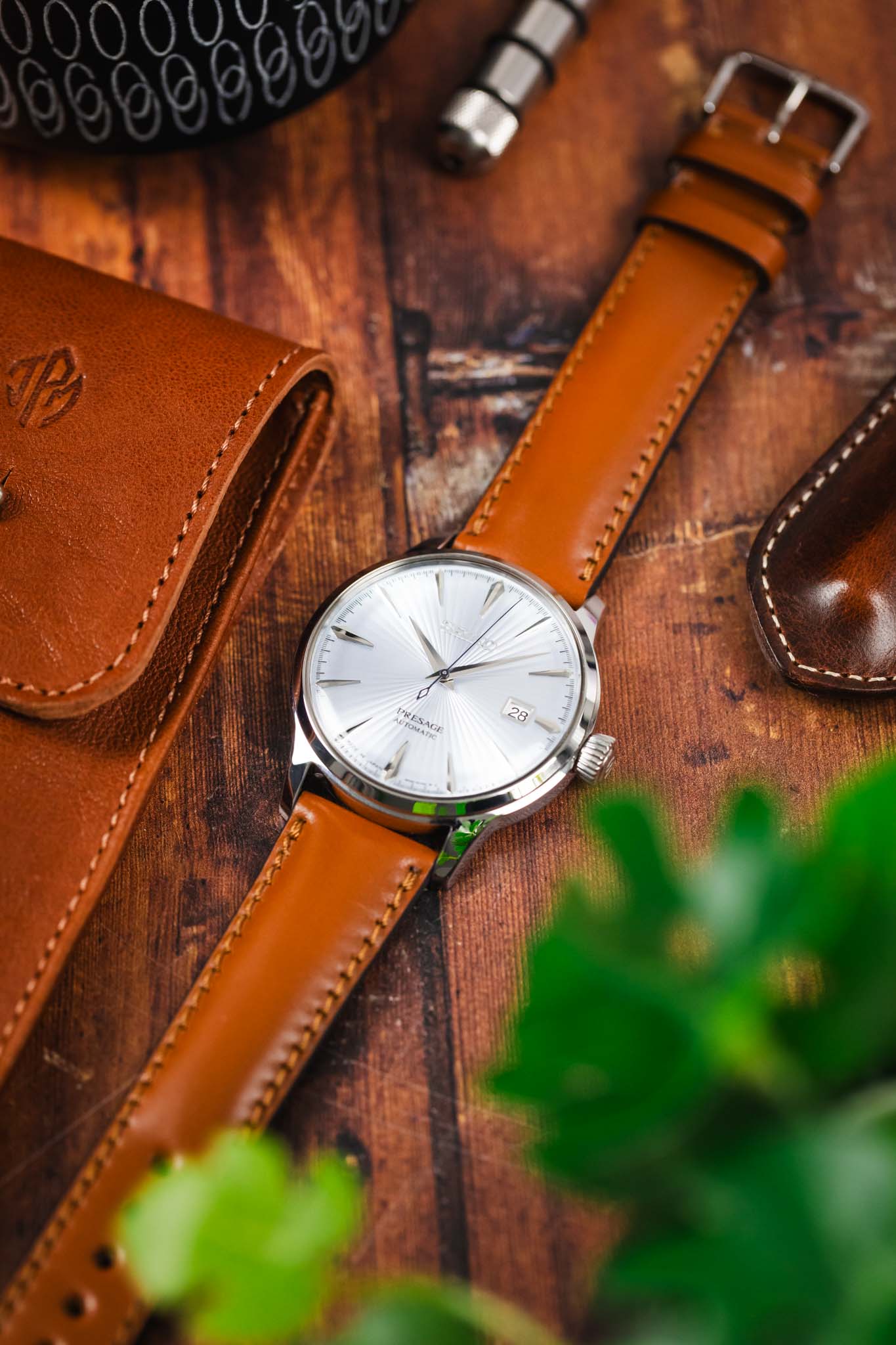RIOS1931 CHICAGO Shell Cordovan Leather Watch Strap in HONEY - Image 6