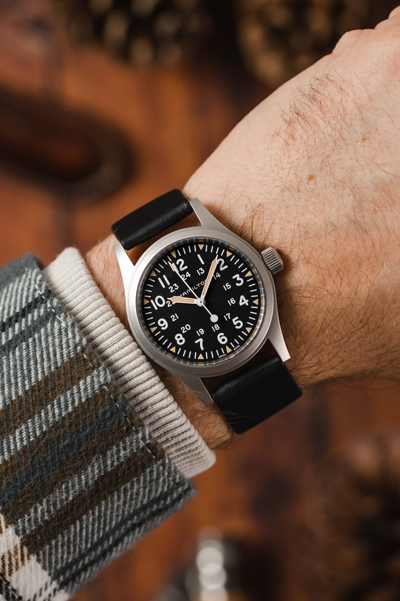 RIOS1931 CLASSIC Low-Profile Leather Watch Strap in BLACK - Image 2