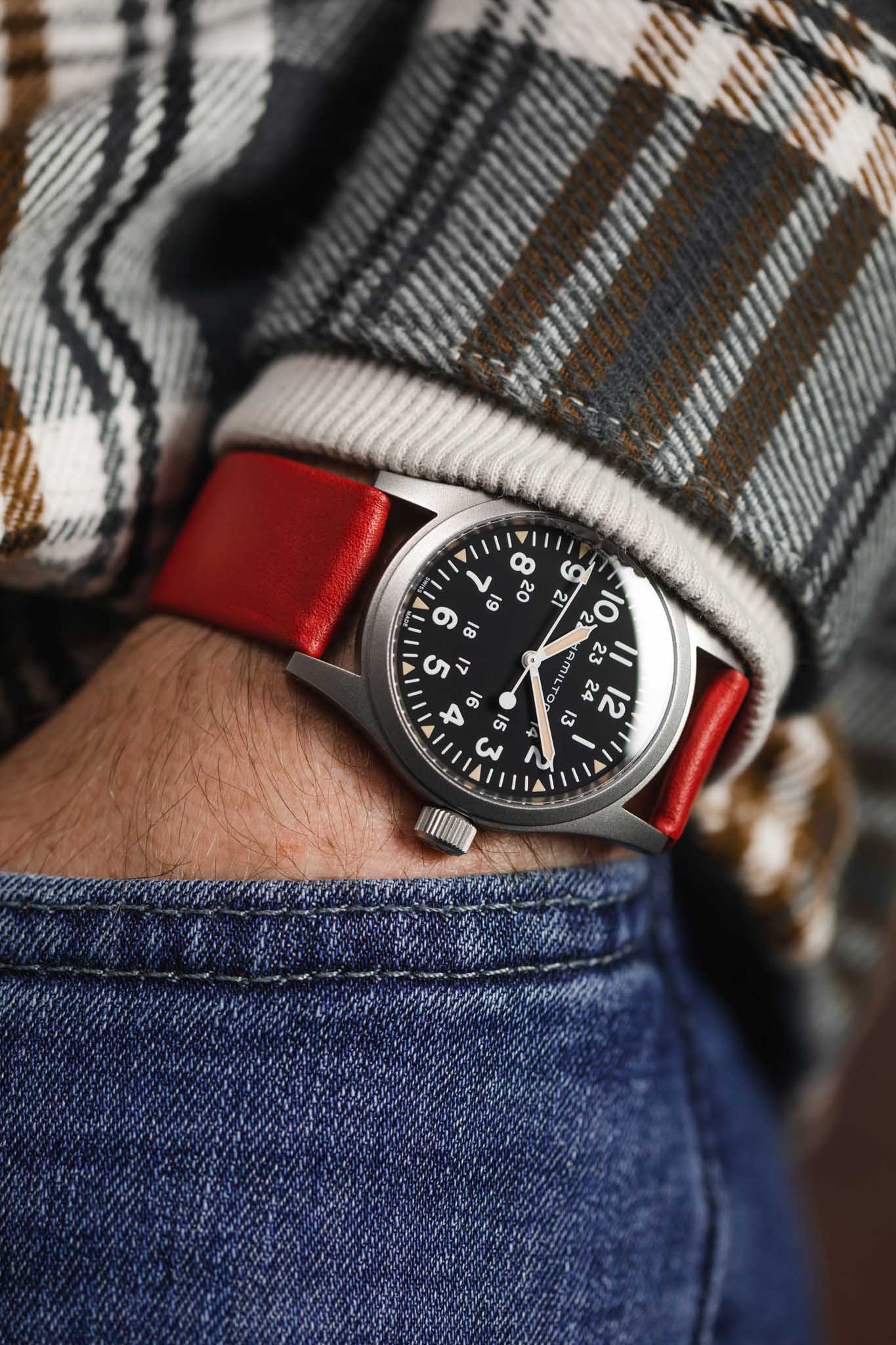 RIOS1931 CLASSIC Low-Profile Leather Watch Strap in RED - Image 6