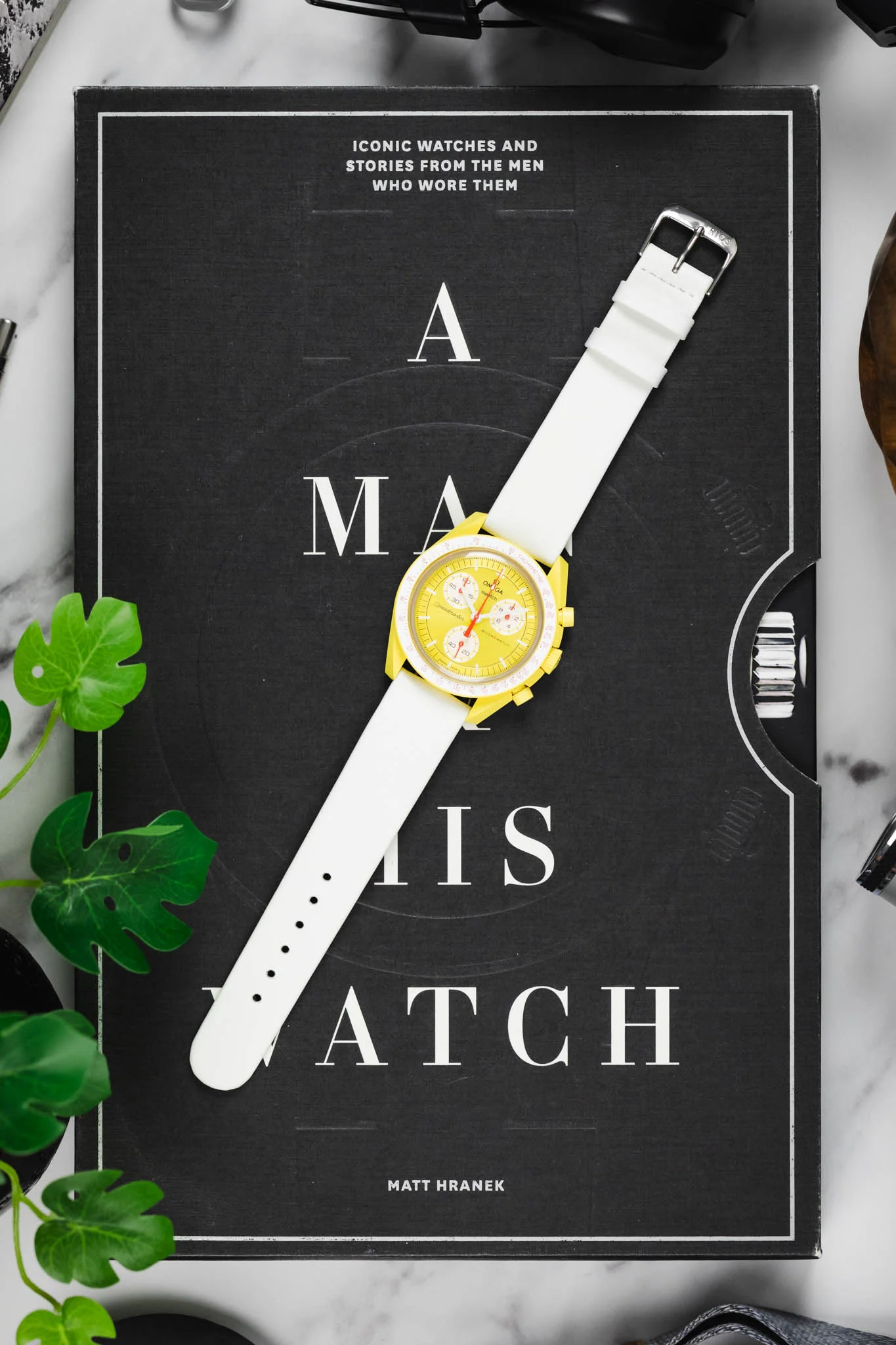 RIOS1931 CLASSIC Low-Profile Leather Watch Strap in WHITE - Image 9