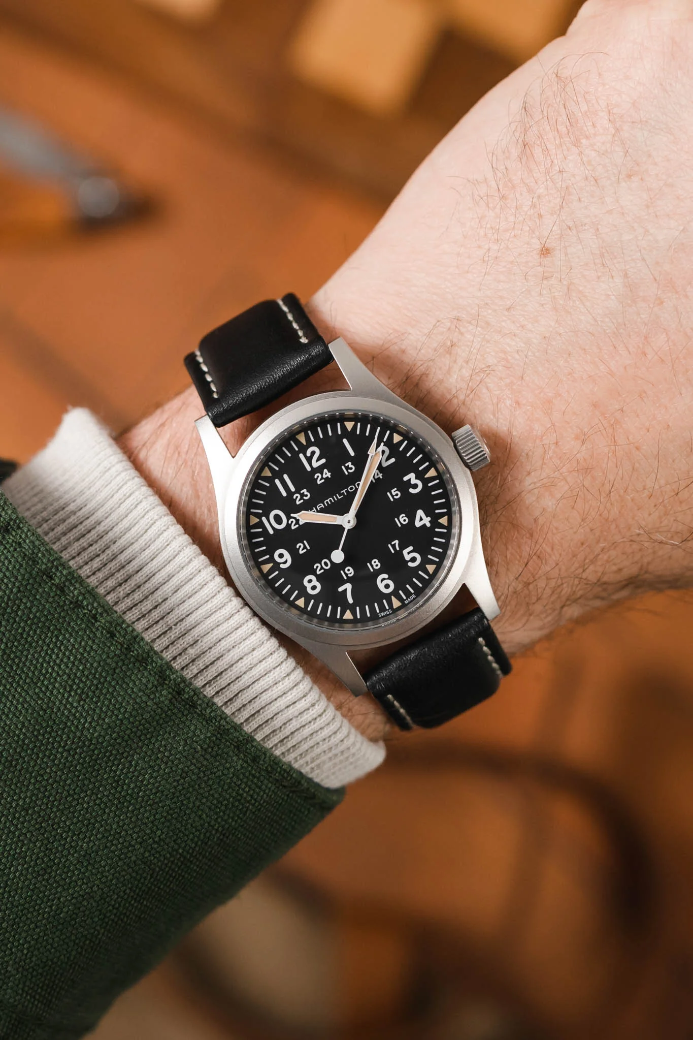 RIOS1931 DEEP SEA Hydrophobic Leather Watch Strap in BLACK - Image 2