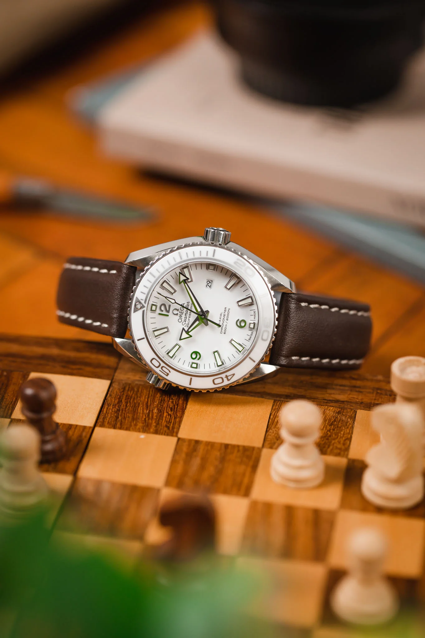 RIOS1931 DEEP SEA Hydrophobic Leather Watch Strap in MOCHA - Image 4