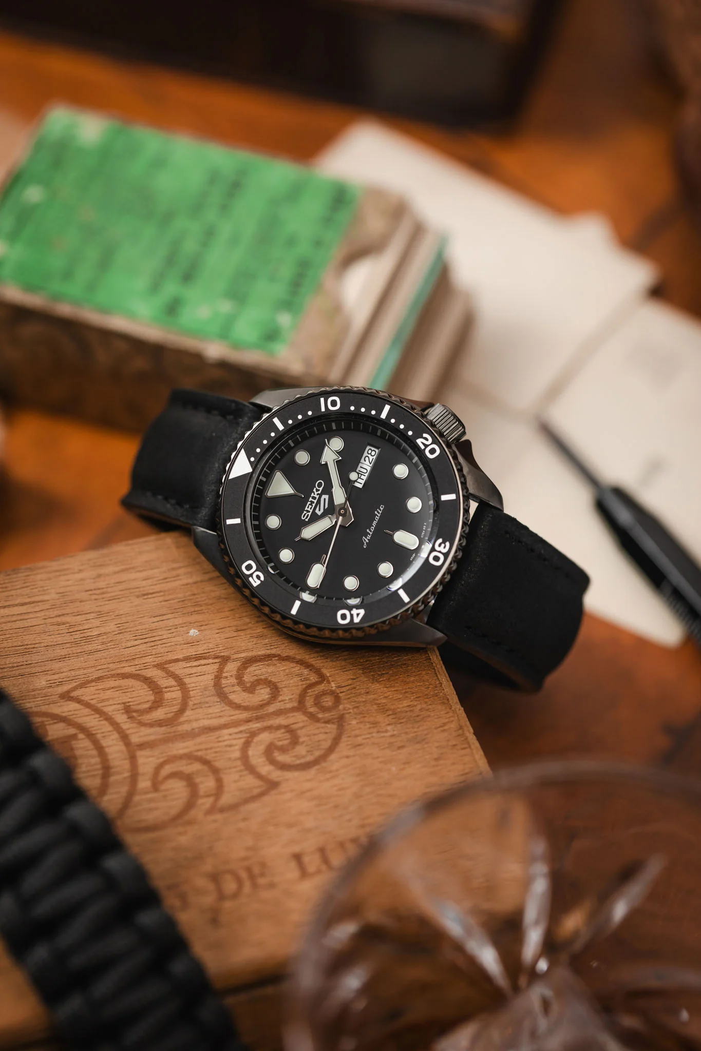 RIOS1931 DERBY Genuine Vintage Leather Watch Strap in BLACK - Image 4