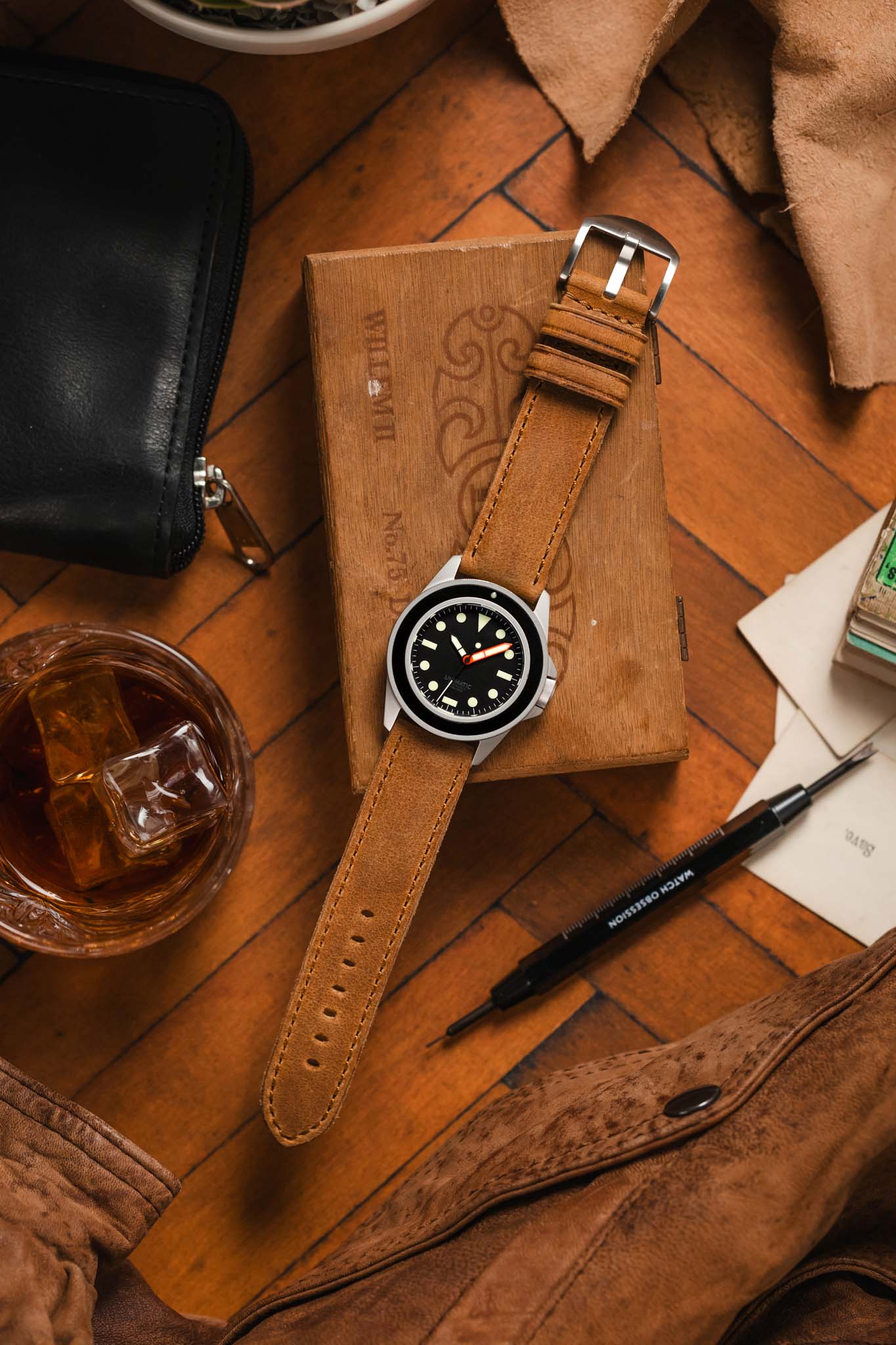 RIOS1931 DERBY Genuine Vintage Leather Watch Strap in HONEY - Image 16