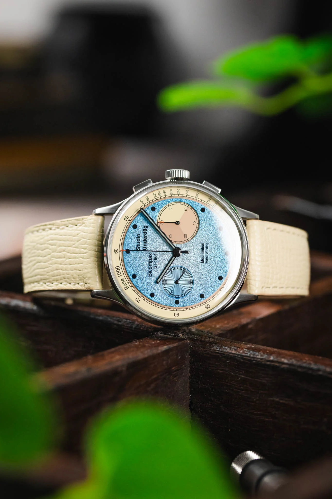 RIOS1931 FRENCH Leather Watch Strap in SAND - Image 4