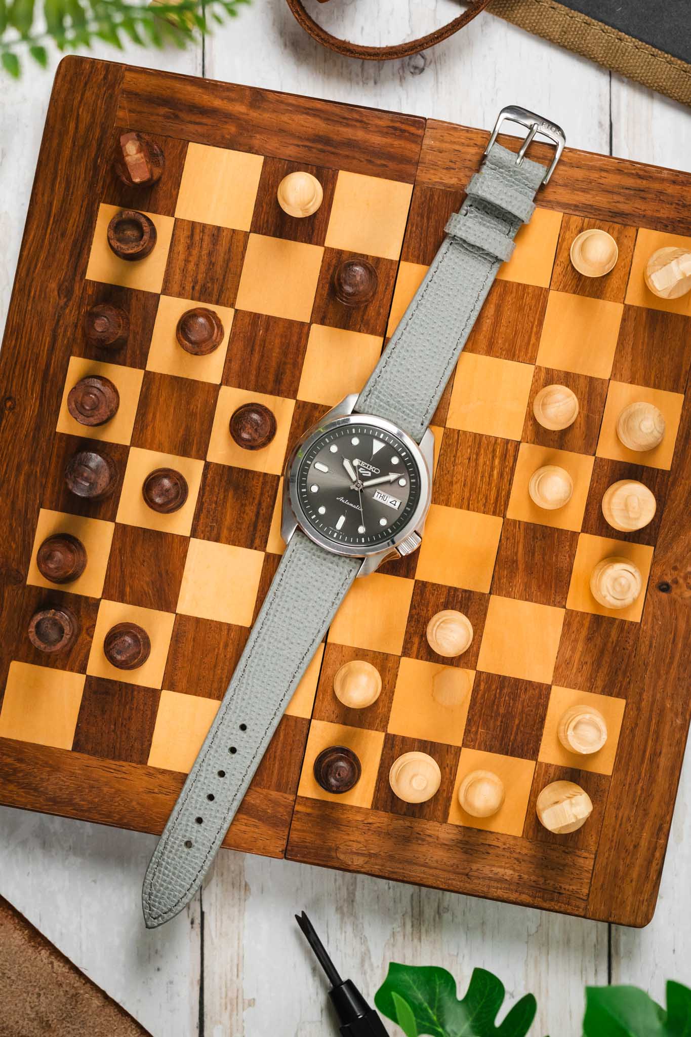 RIOS1931 FRENCH Leather Watch Strap in STONE GREY - Image 9