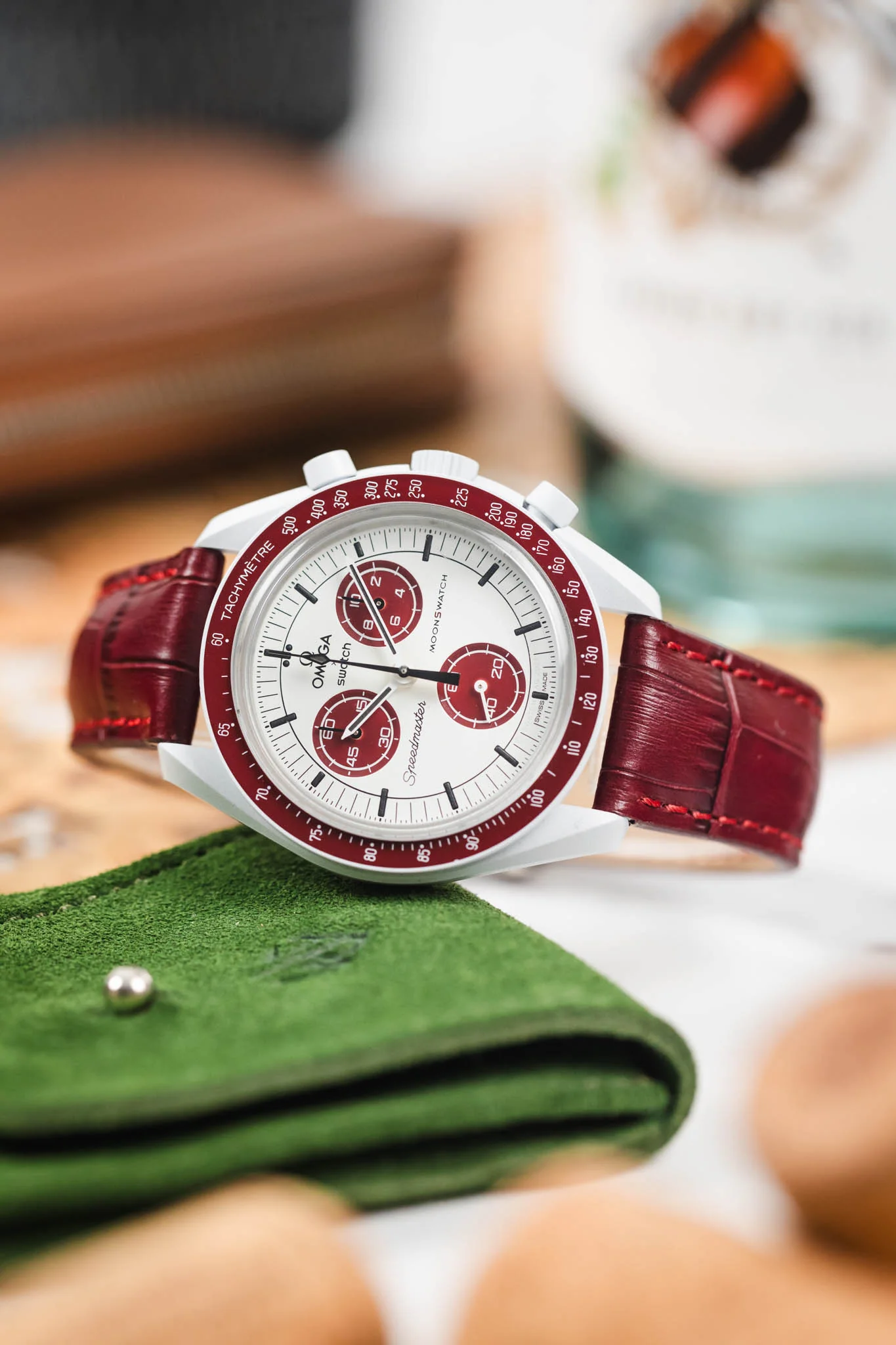 RIOS1931 LOUISIANA Alligator-Embossed Leather Watch Strap in BURGUNDY - Image 4