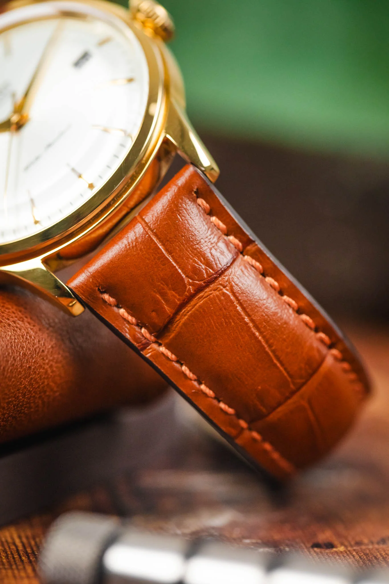 RIOS1931 LOUISIANA Alligator-Embossed Leather Watch Strap in COGNAC - Image 6