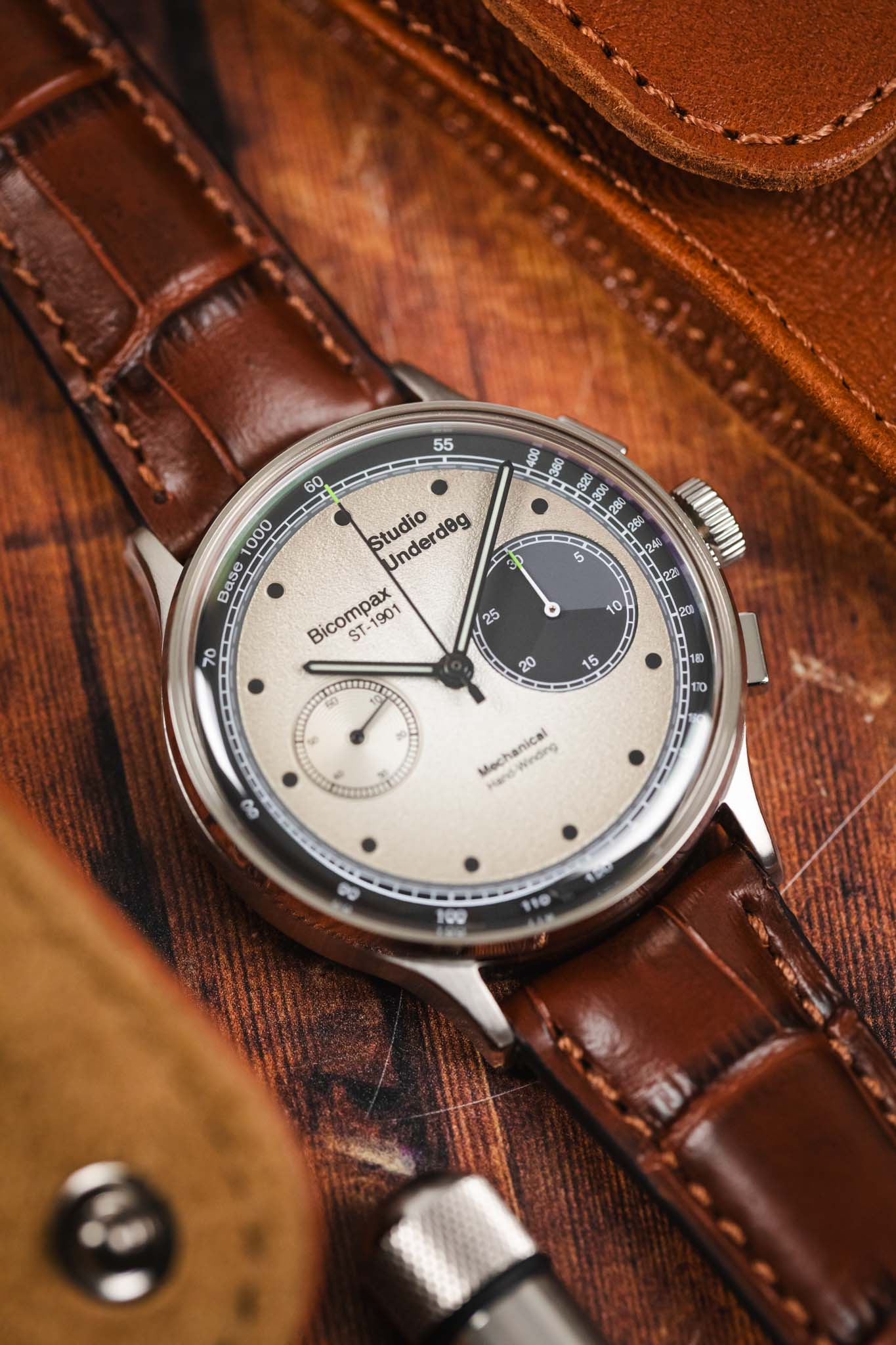 RIOS1931 LOUISIANA Alligator-Embossed Leather Watch Strap in MAHOGANY - Image 6
