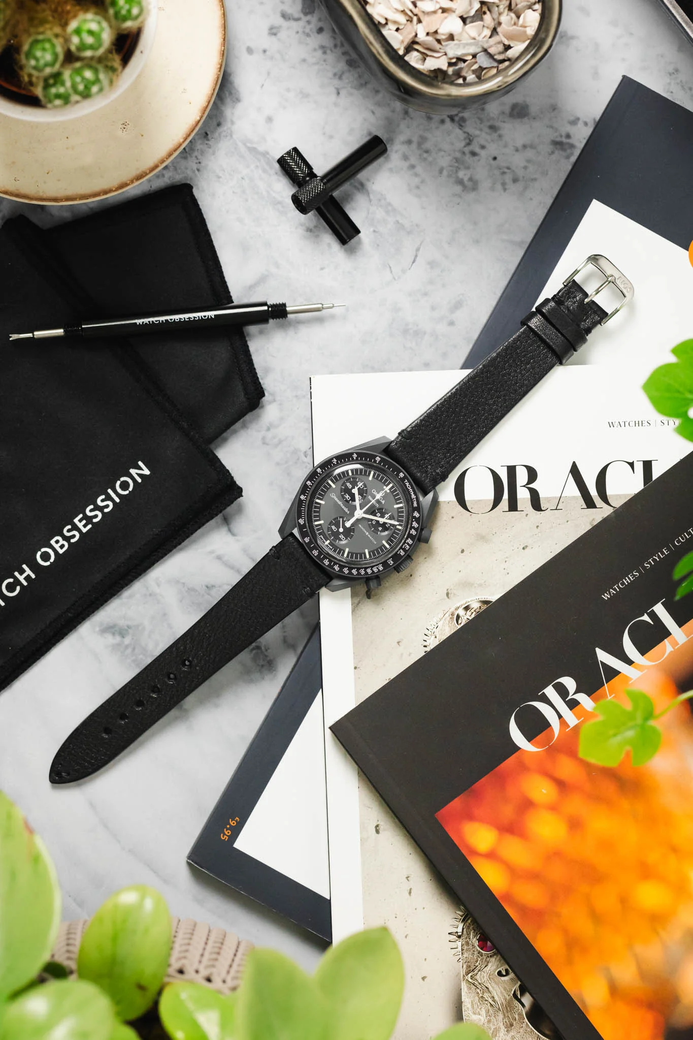 RIOS1931 MITTENWALD Retro Organic Leather Watch Strap in BLACK - Image 9