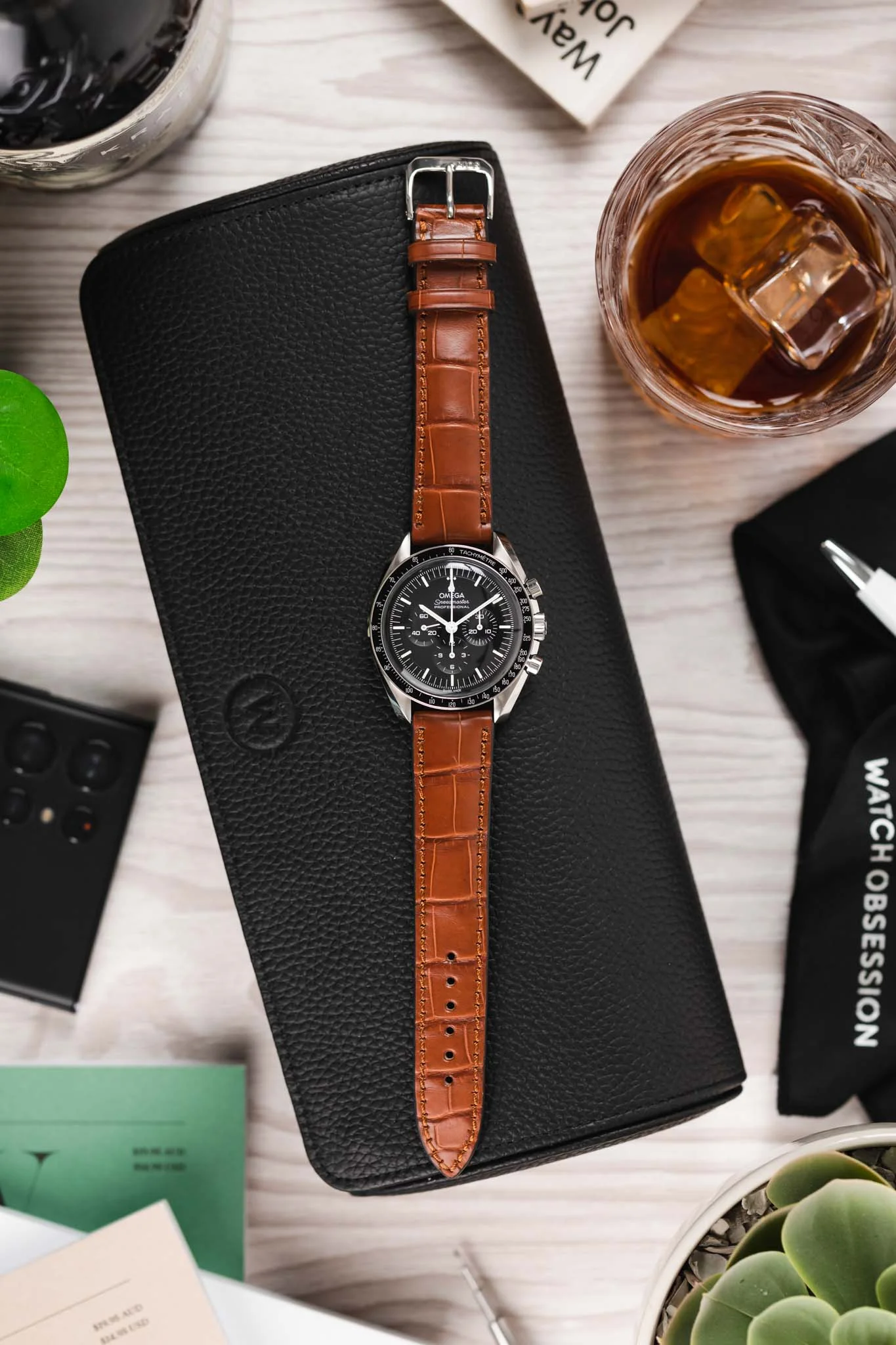 RIOS1931 MONARCH Genuine Alligator Round-Padding Watch Strap in MAHOGANY - Image 9