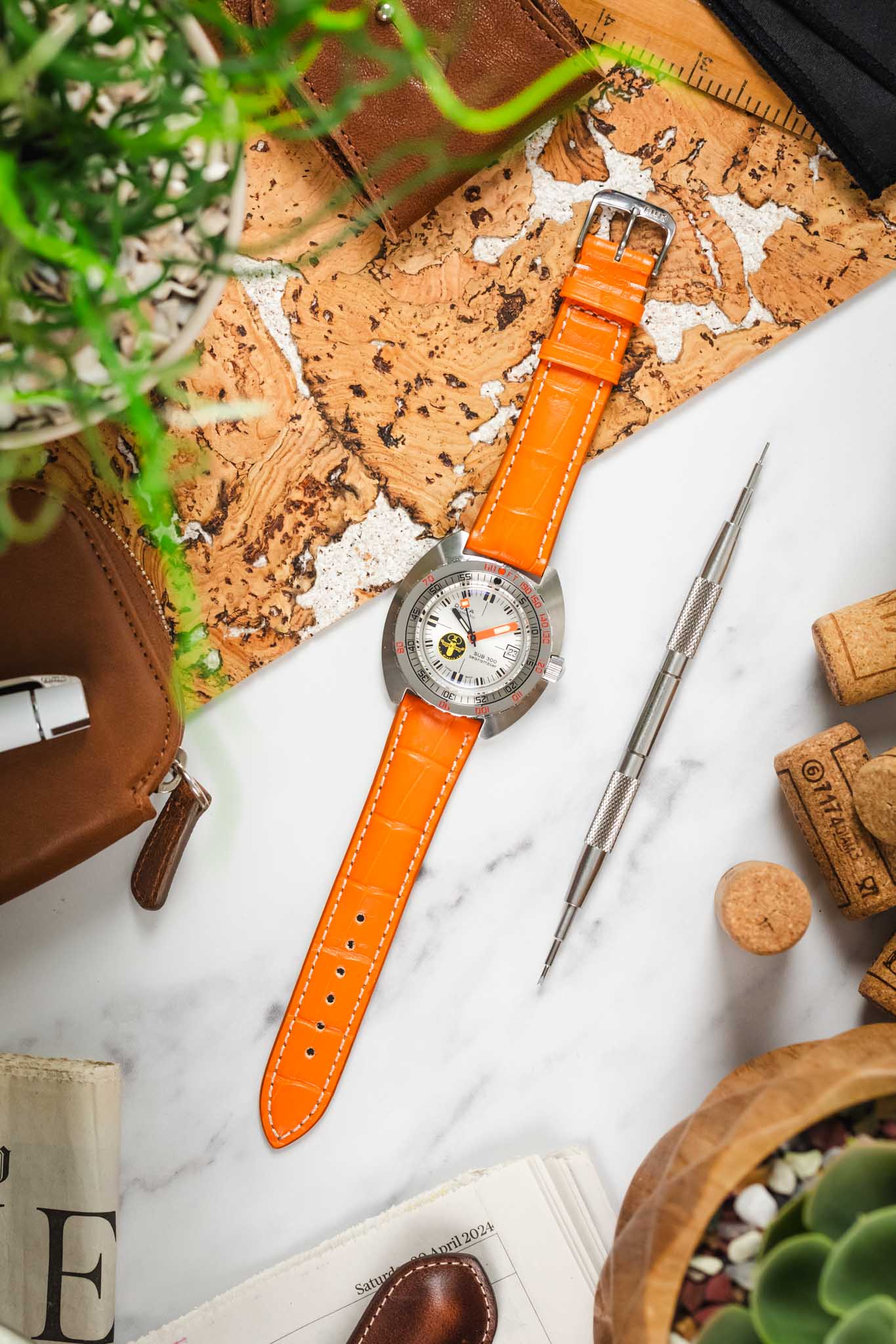 RIOS1931 NEW ORLEANS Alligator-Embossed Leather Watch Strap in ORANGE - Image 9