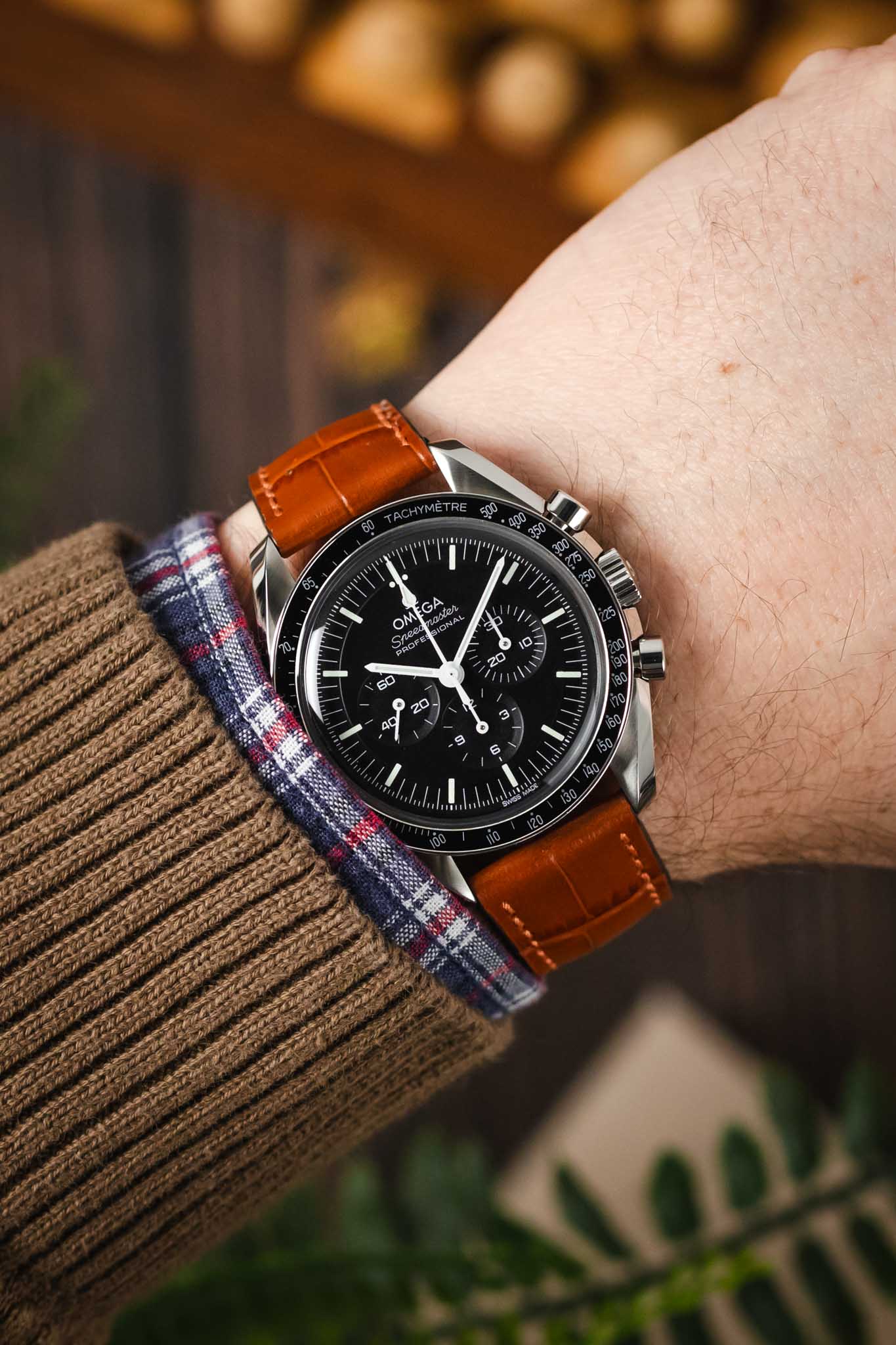 RIOS1931 ORLANDO Alligator-Embossed Leather Watch Strap in COGNAC - Image 2