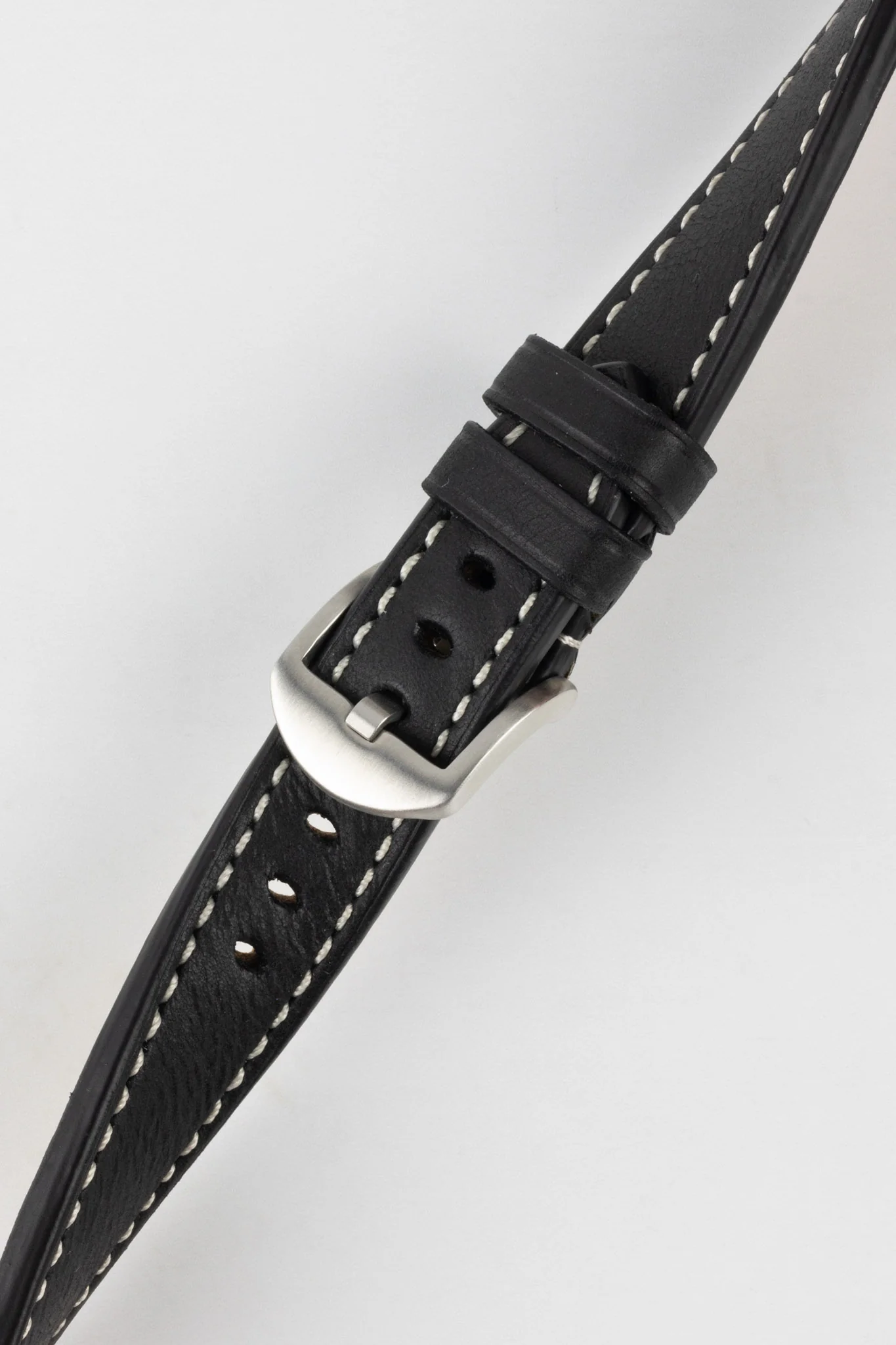 RIOS1931 OXFORD Flat-Padded Vintage Leather Watch Strap in BLACK - Image 5