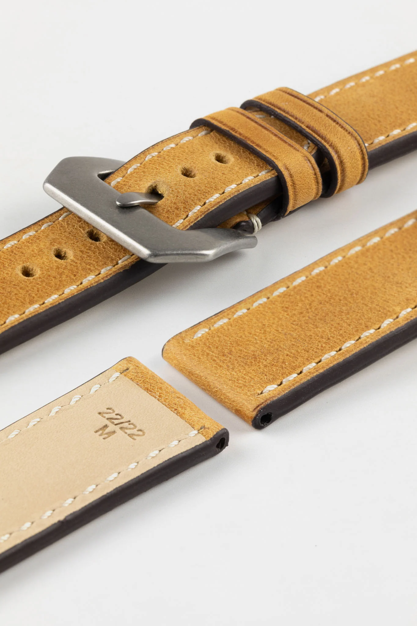 RIOS1931 OXFORD Flat-Padded Vintage Leather Watch Strap in HONEY - Image 16