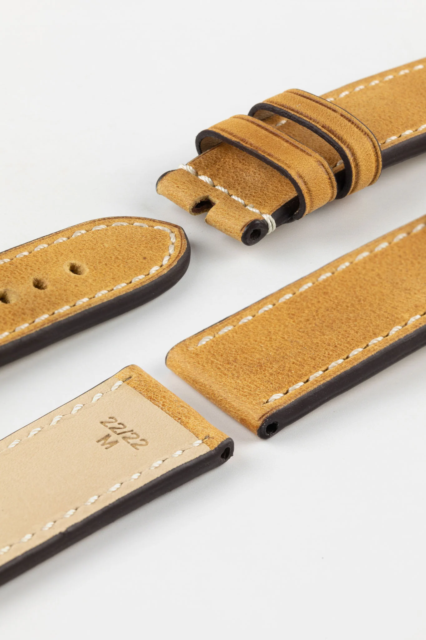 RIOS1931 OXFORD Flat-Padded Vintage Leather Watch Strap in HONEY - Image 7