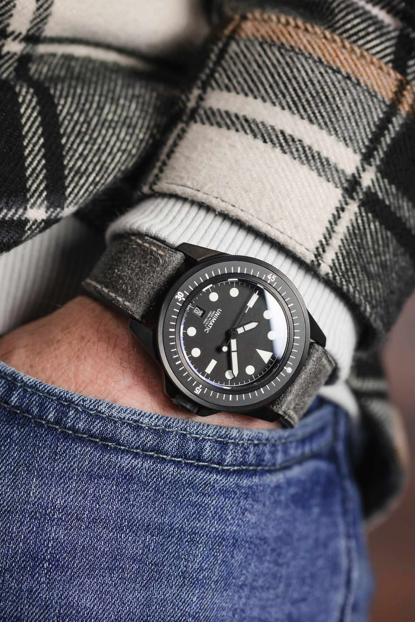 RIOS1931 OXFORD Flat-Padded Vintage Leather Watch Strap in STONE GREY - Image 6