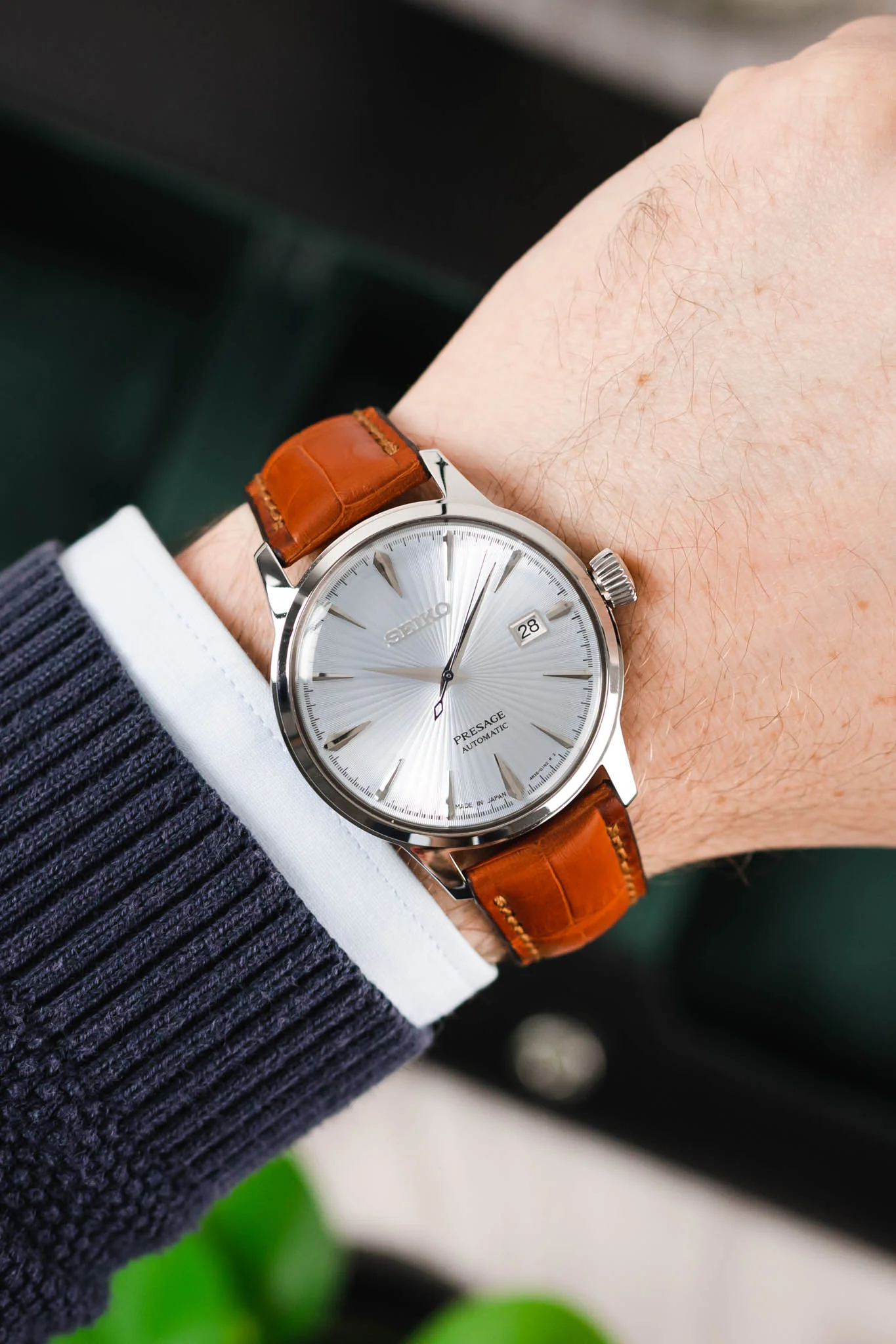 RIOS1931 PRESIDENT Genuine Alligator Round-Padding Watch Strap in COGNAC - Image 2