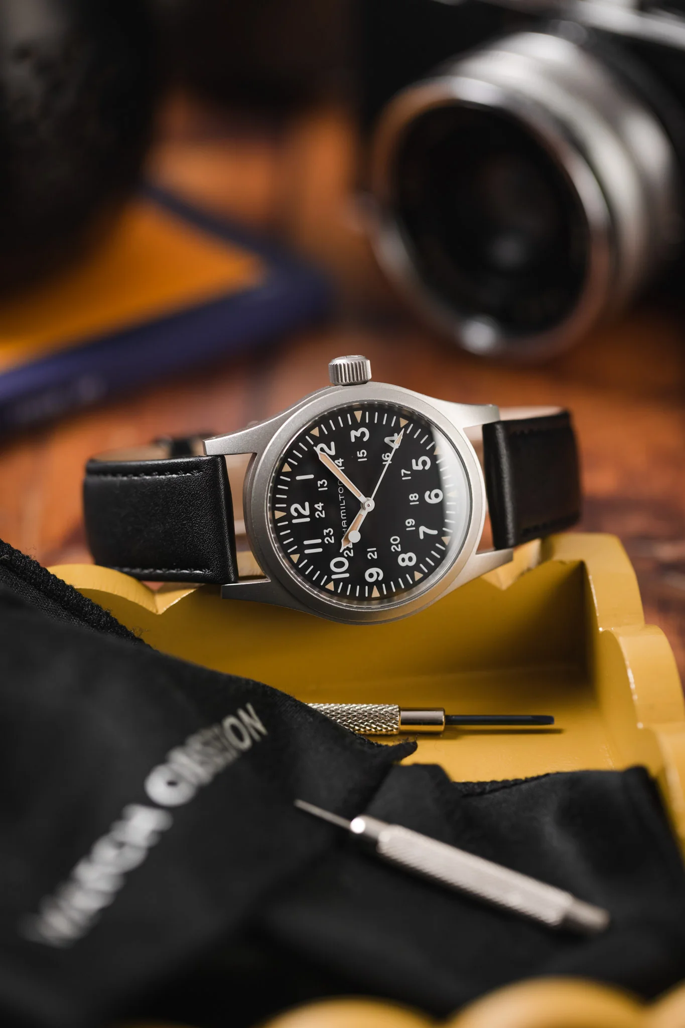 RIOS1931 TOSCANA Square-Padded Calfskin Leather Watch Strap in BLACK - Image 4