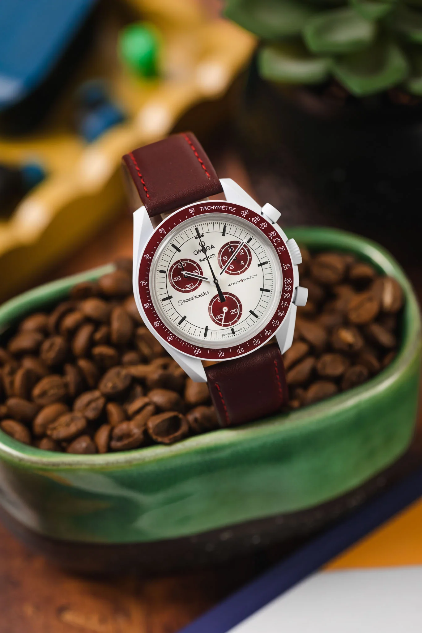 RIOS1931 TOSCANA Square-Padded Calfskin Leather Watch Strap in BURGUNDY - Image 4