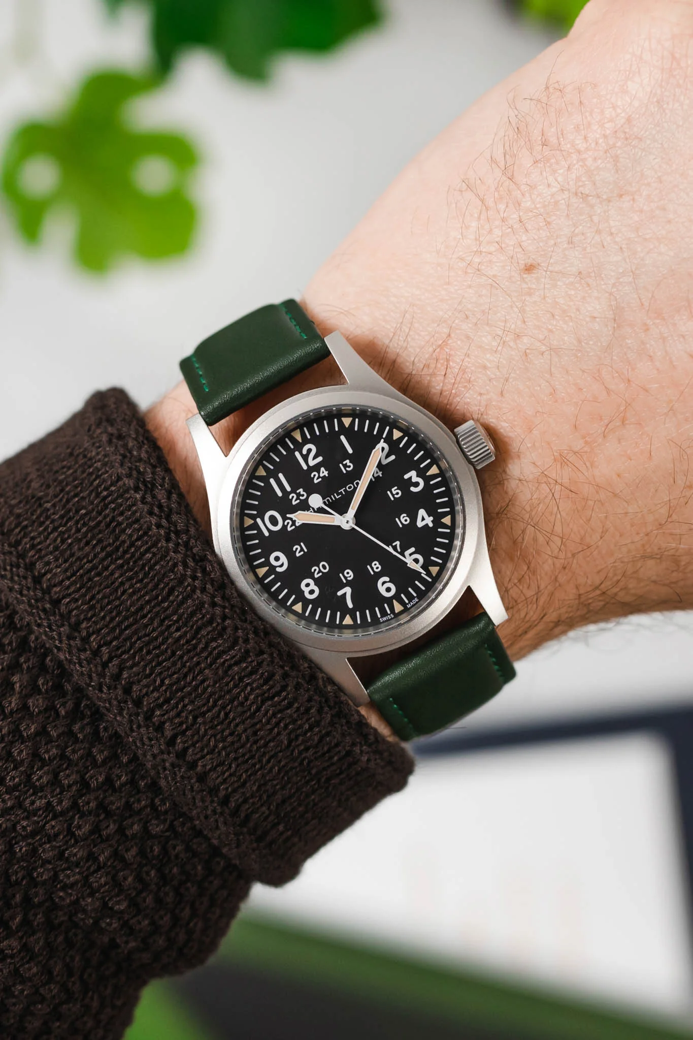 RIOS1931 TOSCANA Square-Padded Calfskin Leather Watch Strap in FOREST GREEN - Image 2