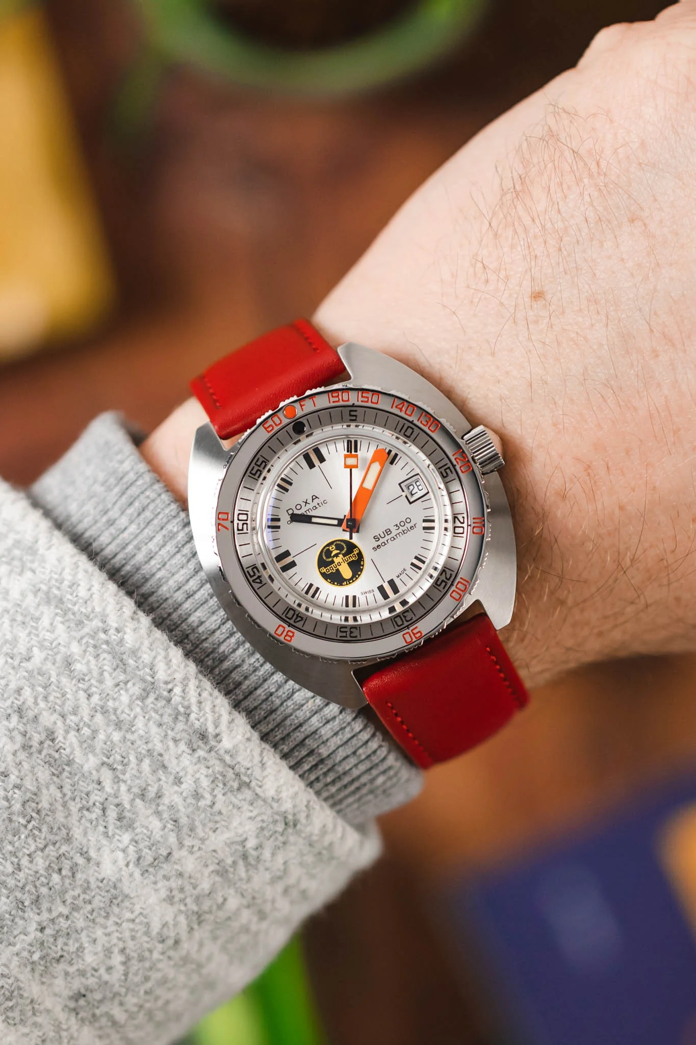 RIOS1931 TOSCANA Square-Padded Calfskin Leather Watch Strap in RED - Image 2