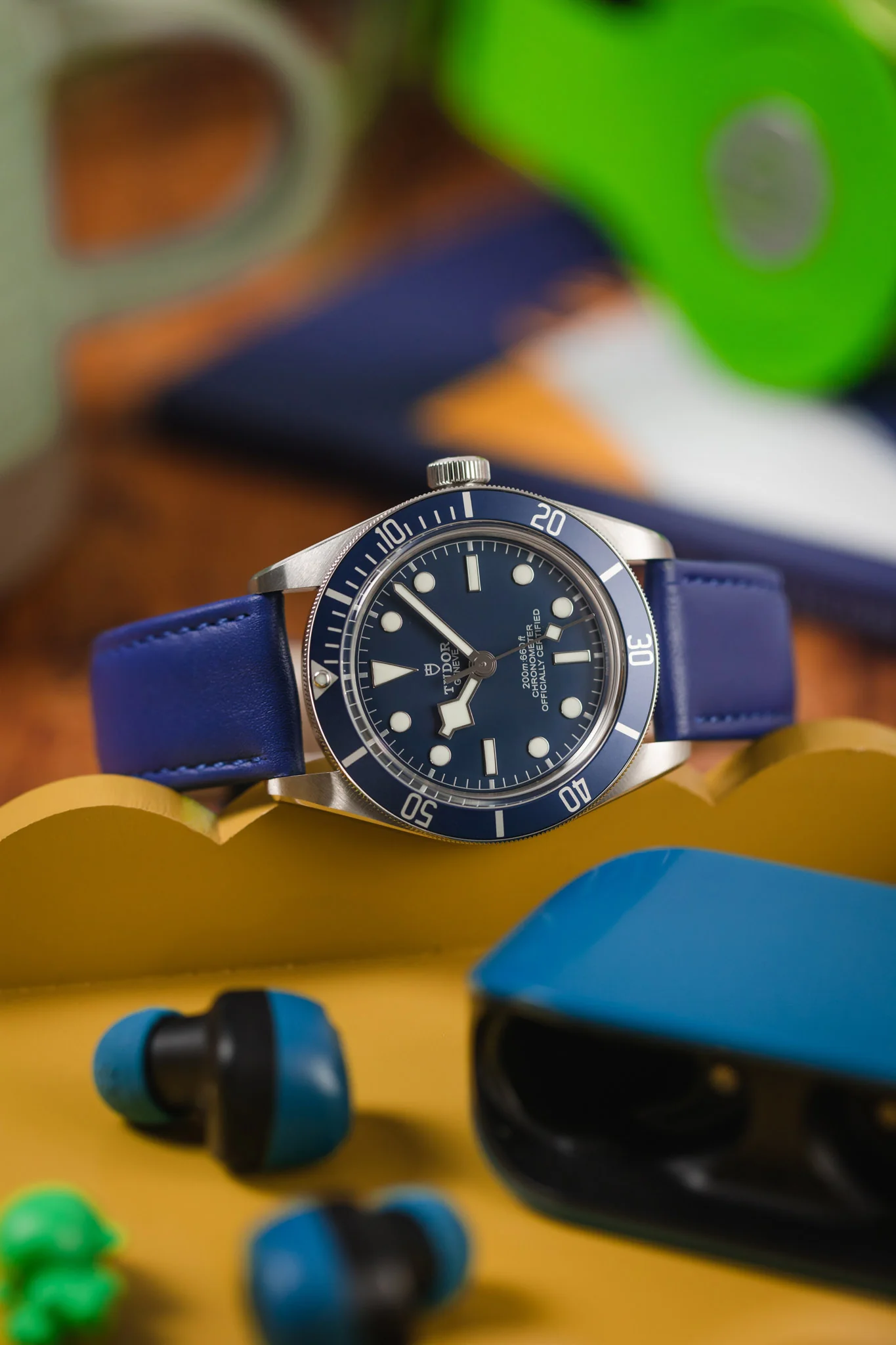 RIOS1931 TOSCANA Square-Padded Calfskin Leather Watch Strap in ROYAL BLUE - Image 4