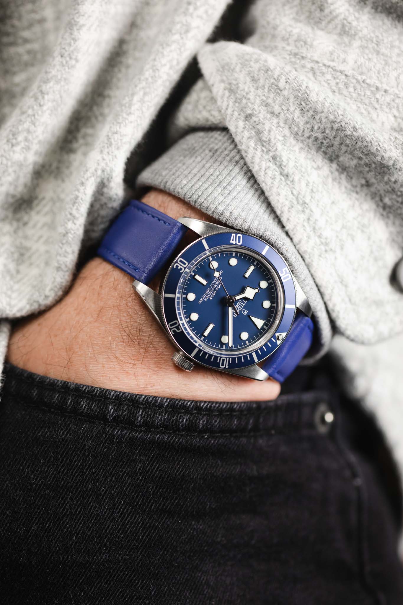 RIOS1931 TOSCANA Square-Padded Calfskin Leather Watch Strap in ROYAL BLUE - Image 6
