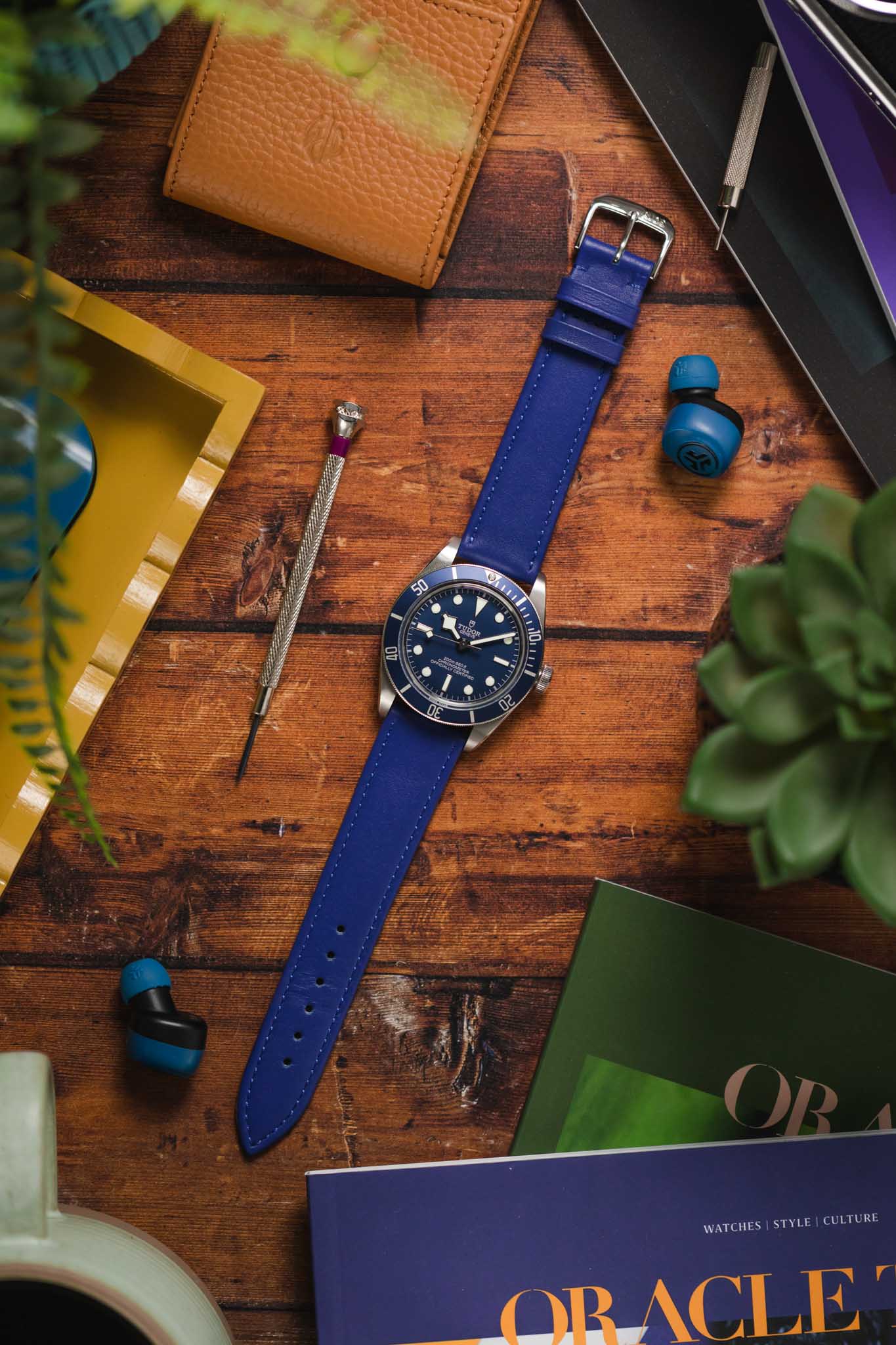 RIOS1931 TOSCANA Square-Padded Calfskin Leather Watch Strap in ROYAL BLUE - Image 9