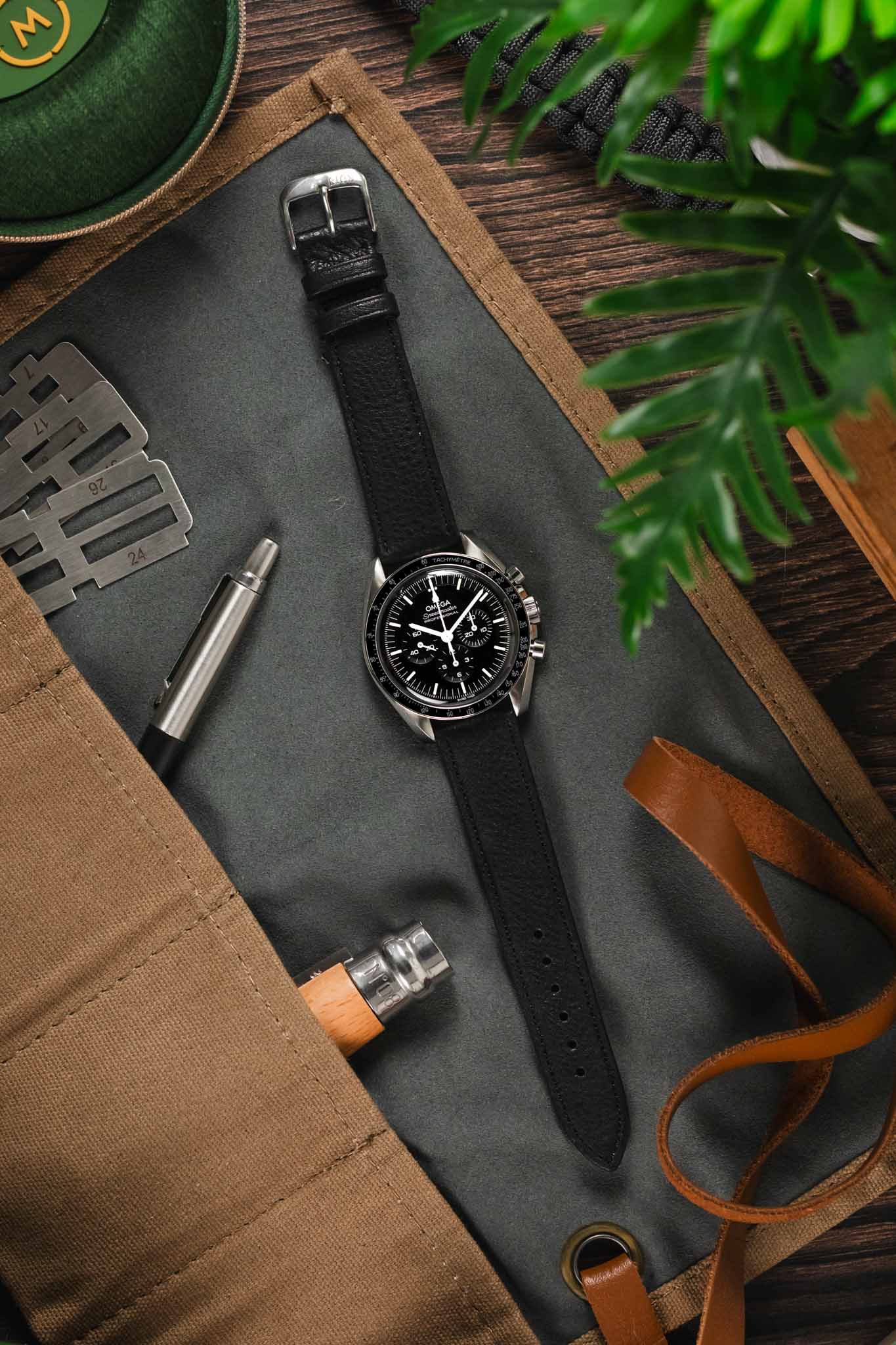 RIOS1931 WAGING Organic Watch Strap in BLACK - Image 9