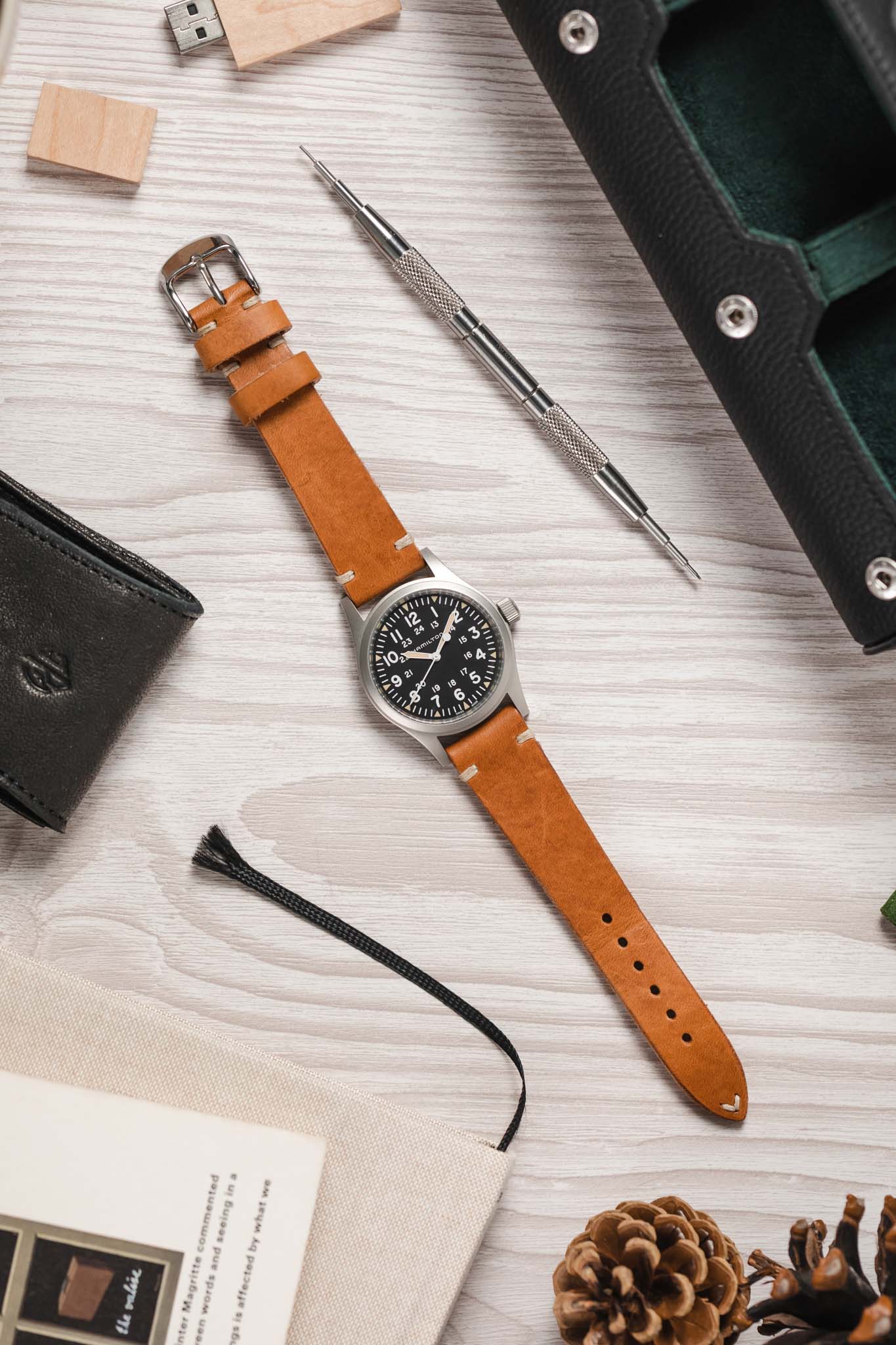 RIOS1931 WATTS Vintage Leather Watch Strap in COGNAC - Image 6
