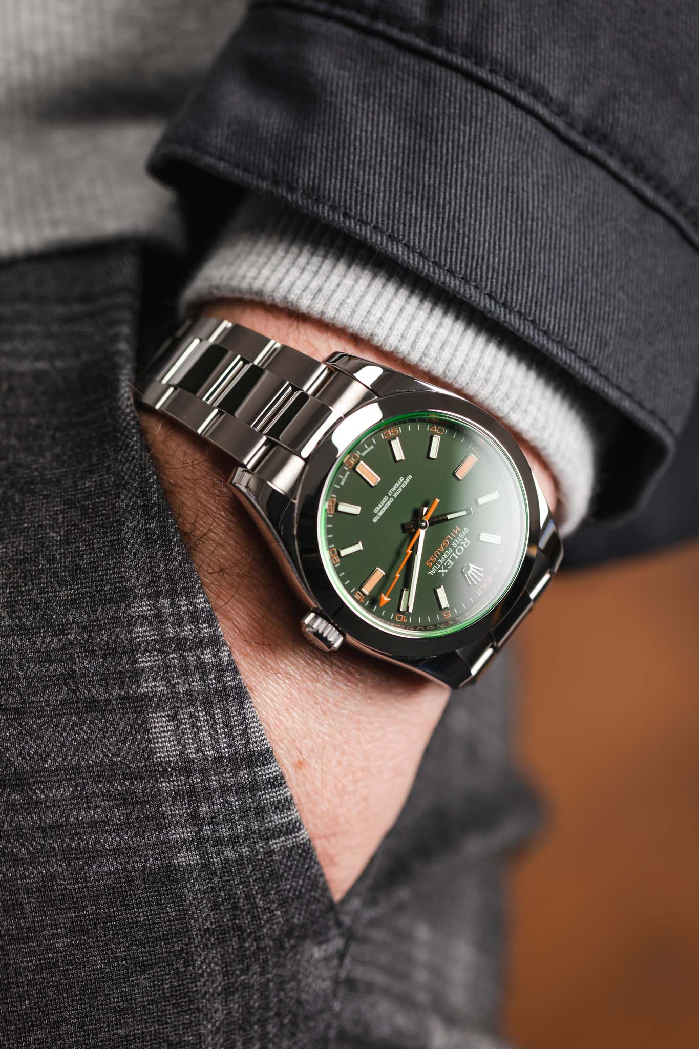 ROLEX Milgauss 40mm  - Black - Image 6