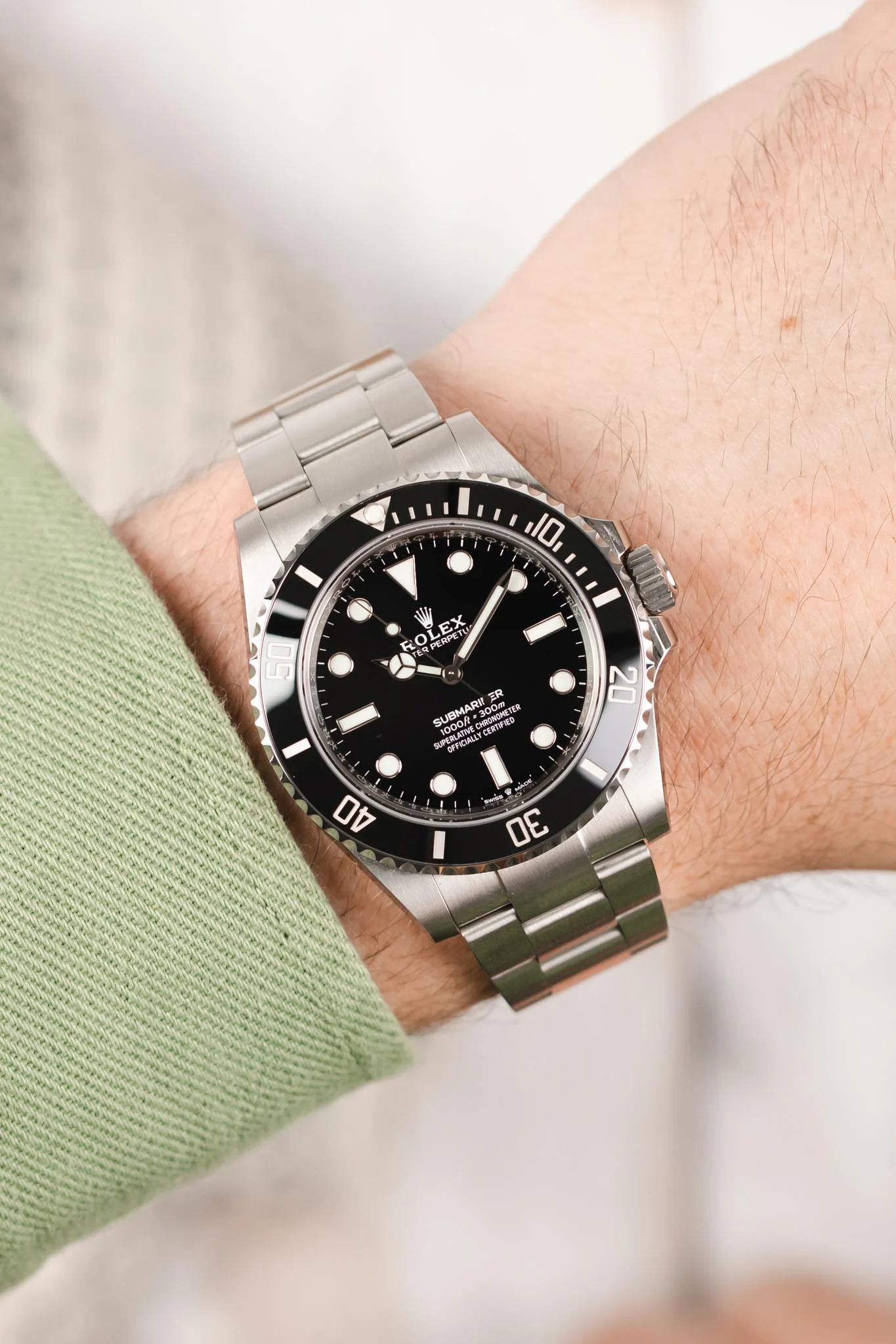 ROLEX 124060 Submariner 41mm Oyster Perpetual Automatic Watch - Black Dial - Image 2