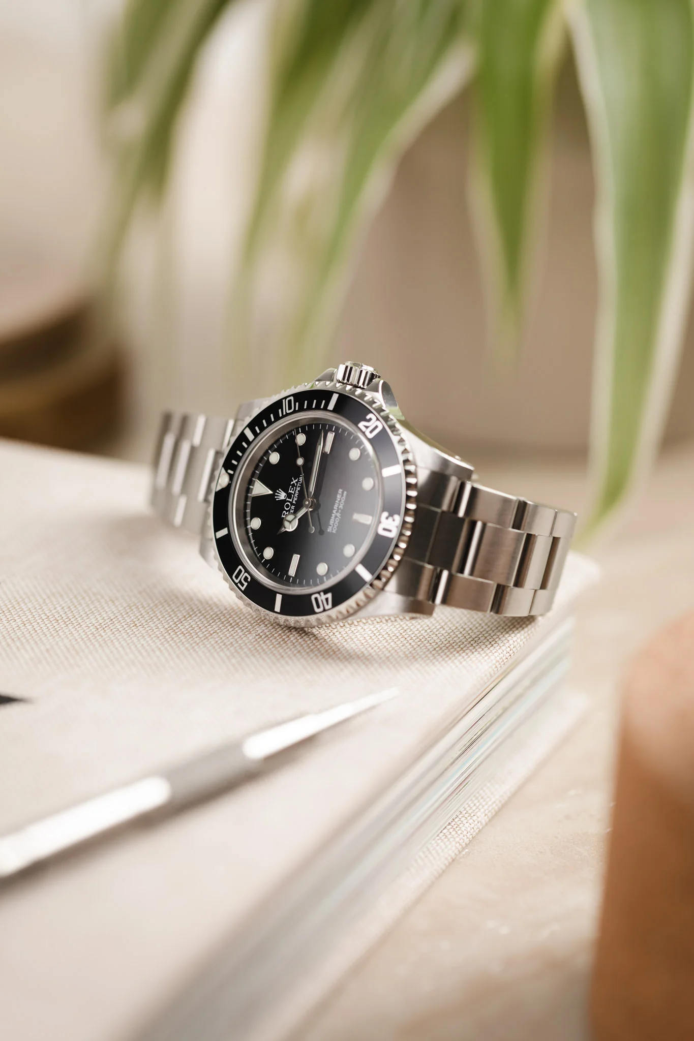 ROLEX 14060 Submariner No-Date 40mm Stainless Steel Automatic Watch - Black Dial - Image 11
