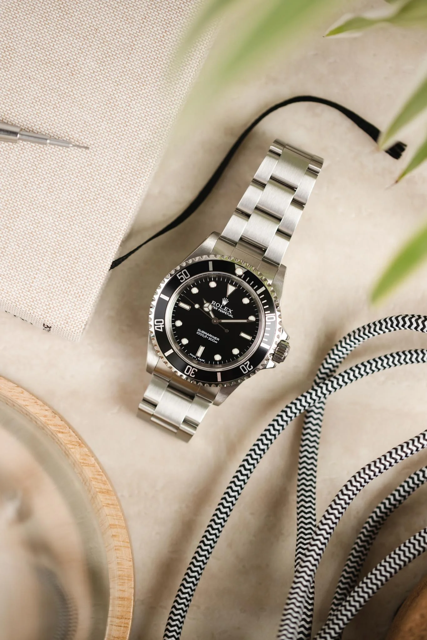 ROLEX 14060 Submariner No-Date 40mm Stainless Steel Automatic Watch - Black Dial - Image 2