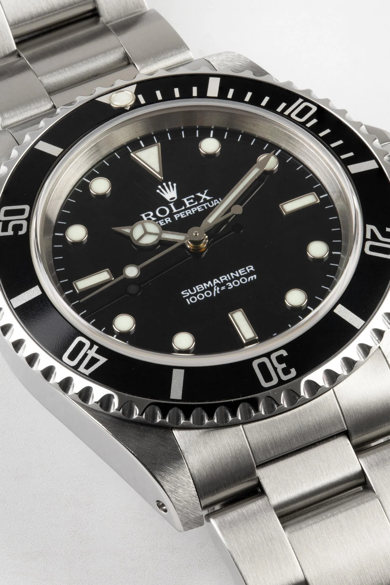 ROLEX 14060 Submariner No-Date 40mm Stainless Steel Automatic Watch - Black Dial - Image 4