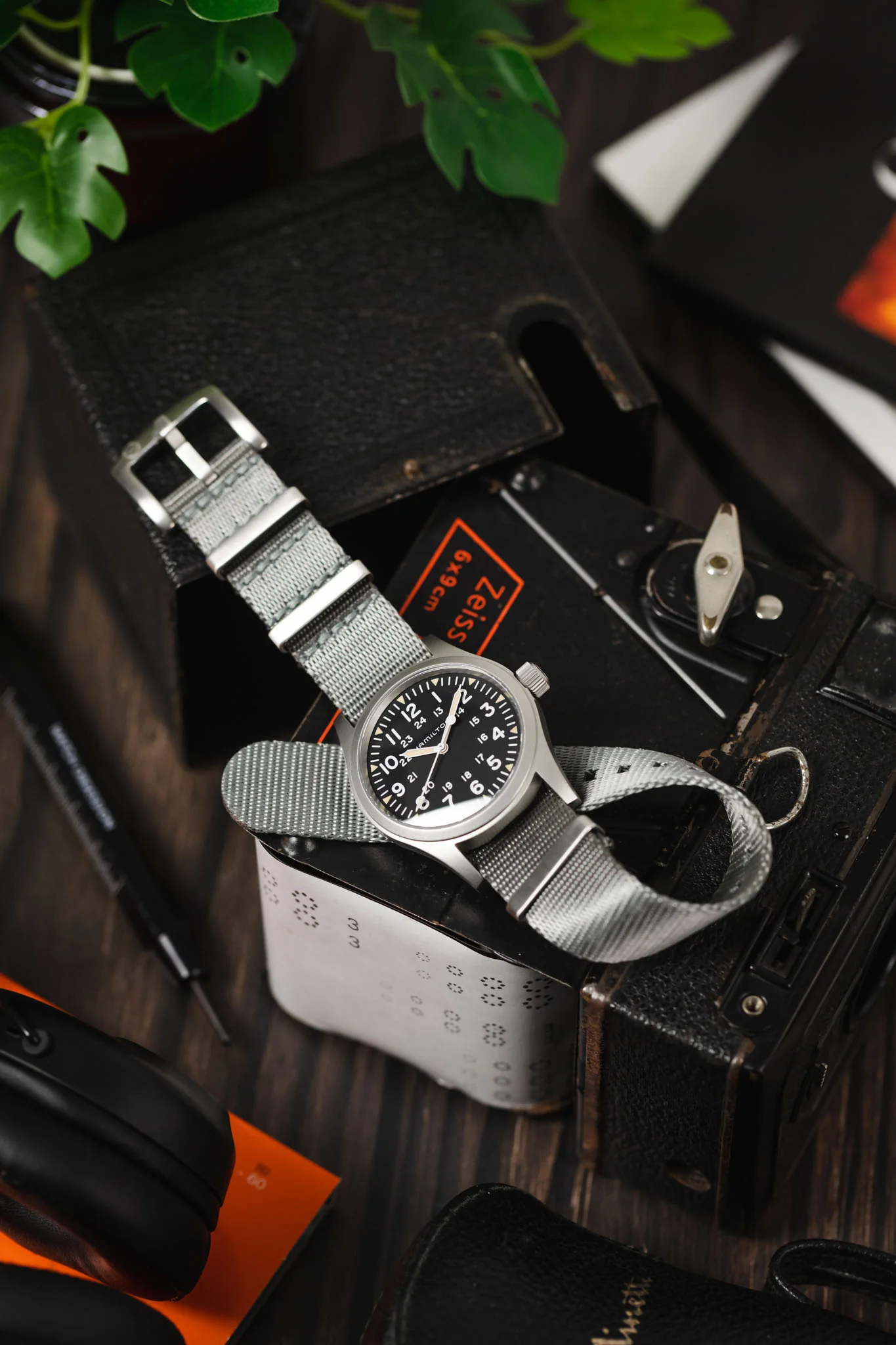 Seatbelt Nylon Watch Strap in GREY with BRUSHED STEEL Hardware - Image 4
