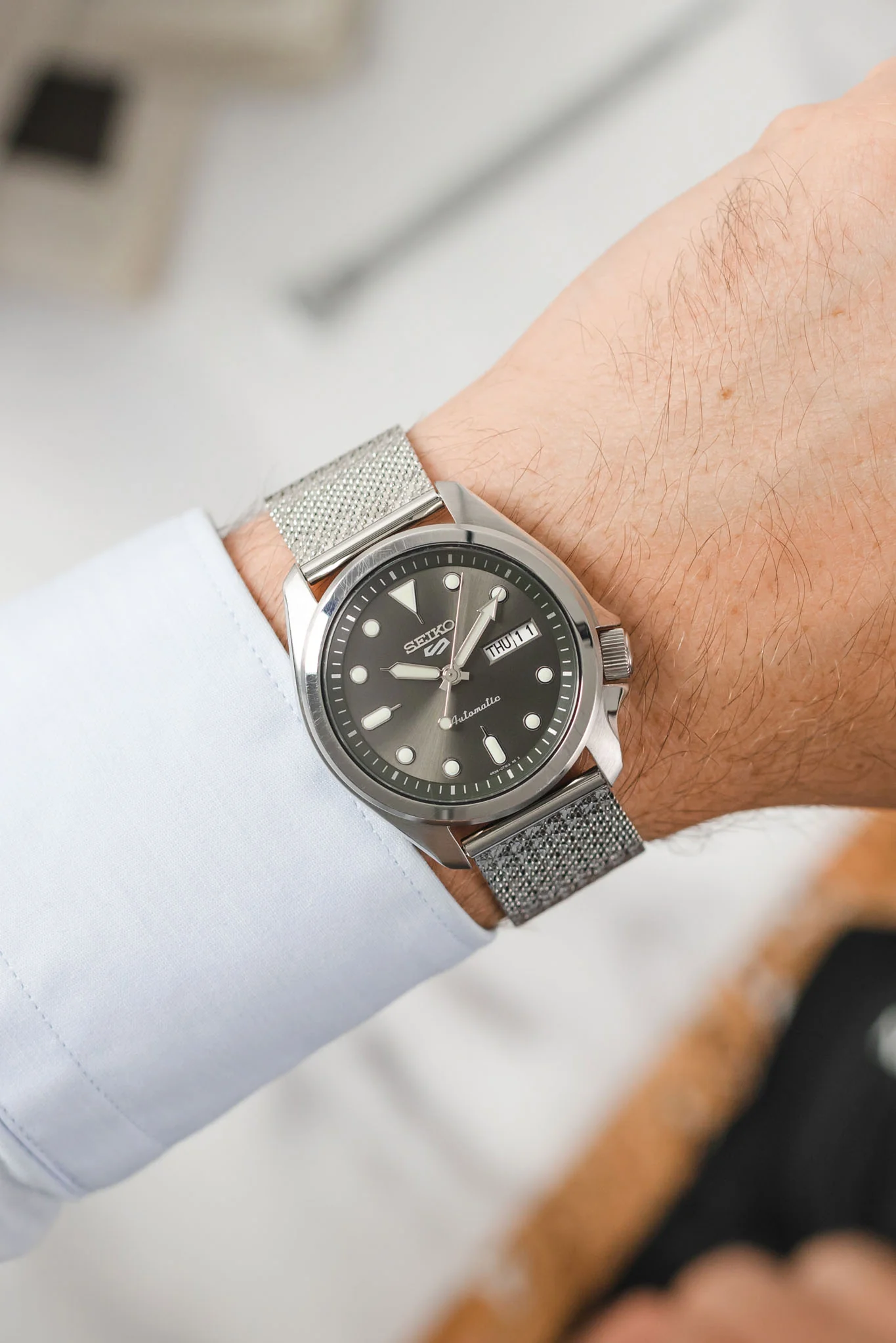 Staib SOC 2912 Stainless Steel High-Frequency Milanaise Mesh Watch Bracelet - POLISHED SILVER - Image 2