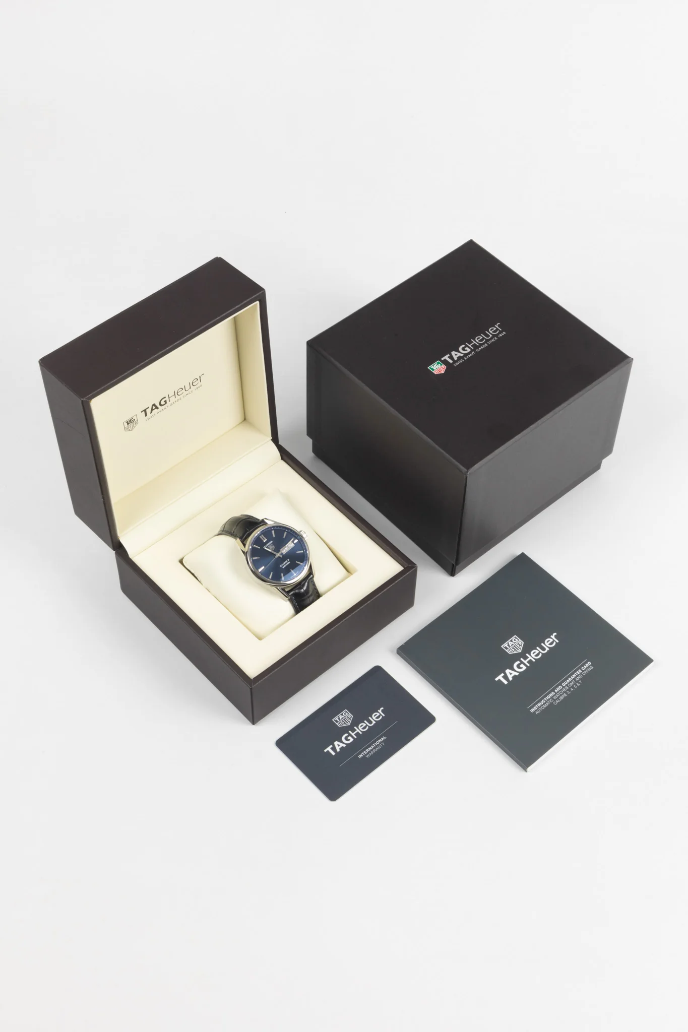 TAG HEUER Carrera Day Date – Sunray Blue dial 43mm - Image 10