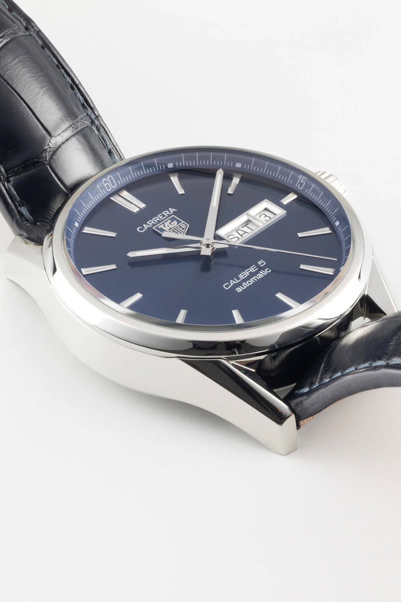 TAG HEUER Carrera Day Date – Sunray Blue dial 43mm - Image 3