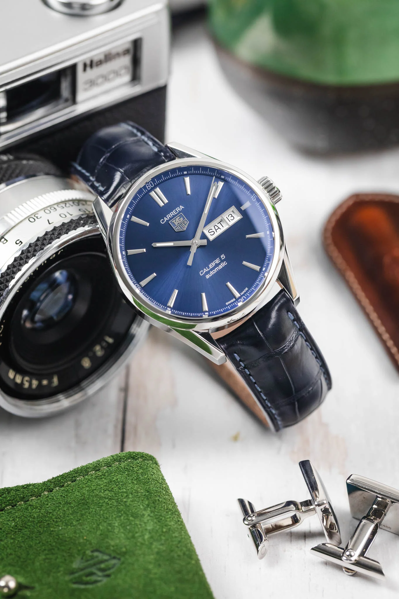 TAG HEUER Carrera Day Date – Sunray Blue dial 43mm - Image 4